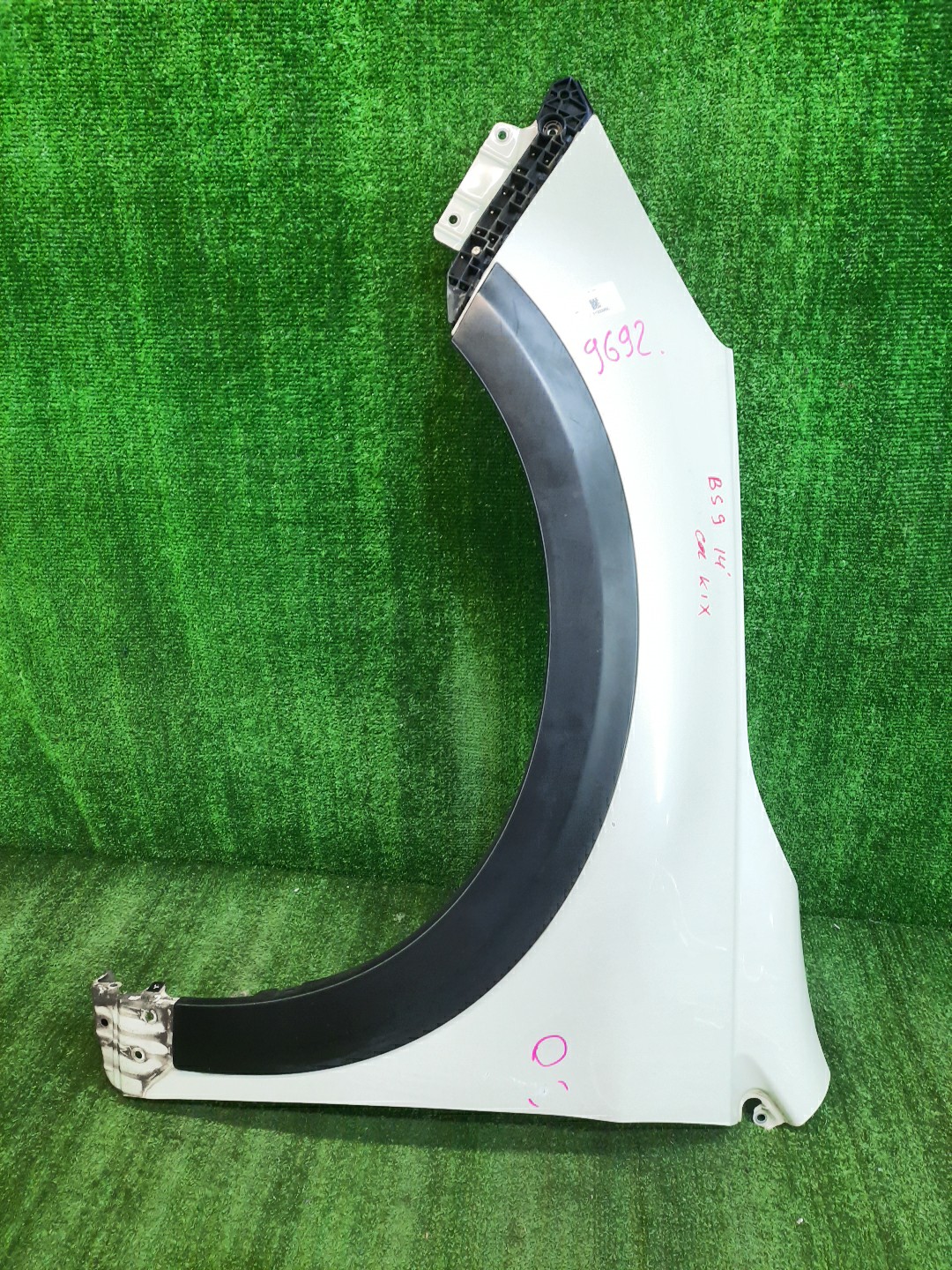 Крыло левое переднее SUBARU OUTBACK BS9 9692 1 ракурс
