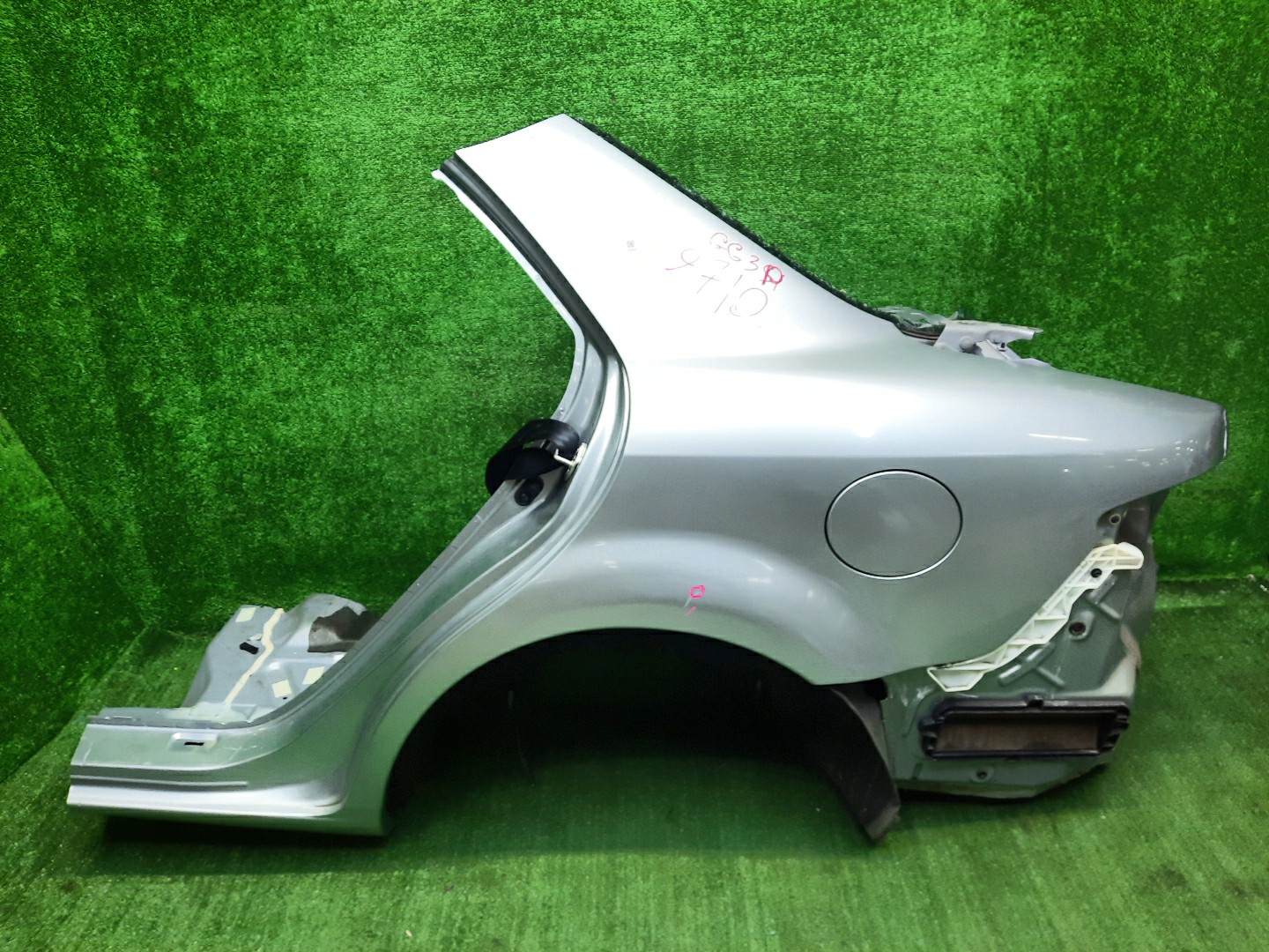 Крыло левое заднее MAZDA ATENZA GG3P 9710 4 ракурс