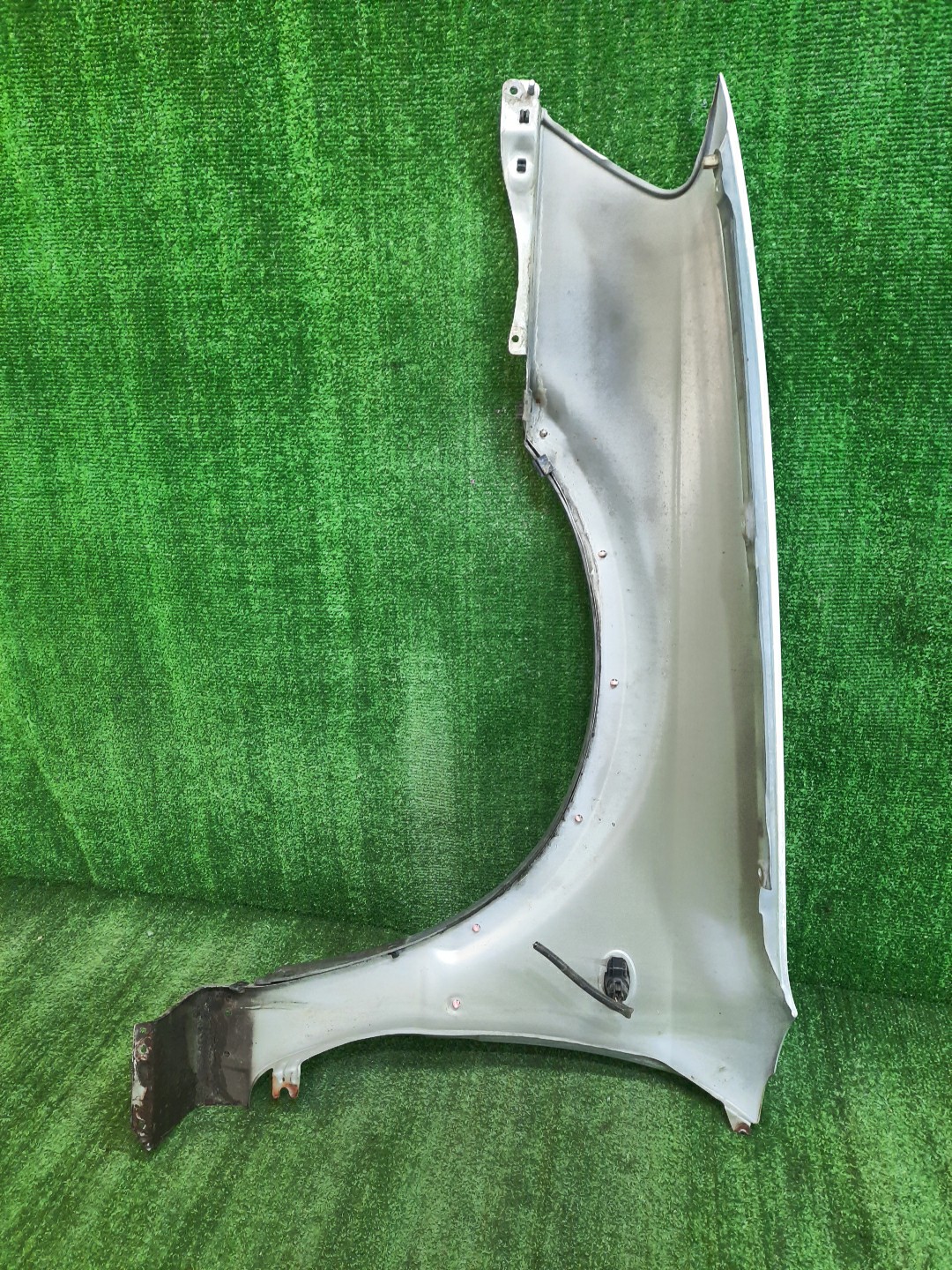 Крыло правое переднее SUBARU LEGACY LANCASTER BHE 9740 2 ракурс