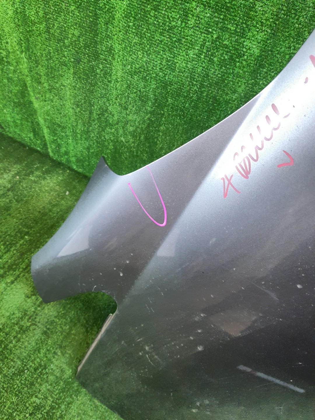 Крыло правое переднее MITSUBISHI GRANDIS NA4W 9799 2 ракурс