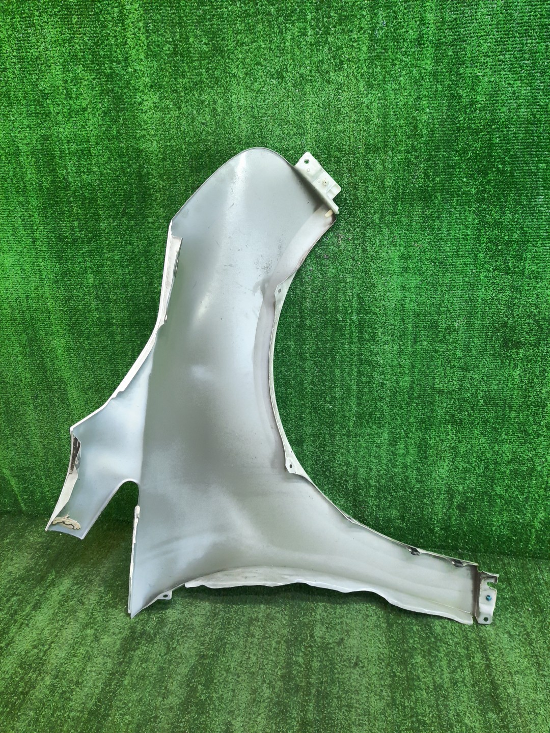 Крыло левое переднее MITSUBISHI GRANDIS NA4W 9849 2 ракурс