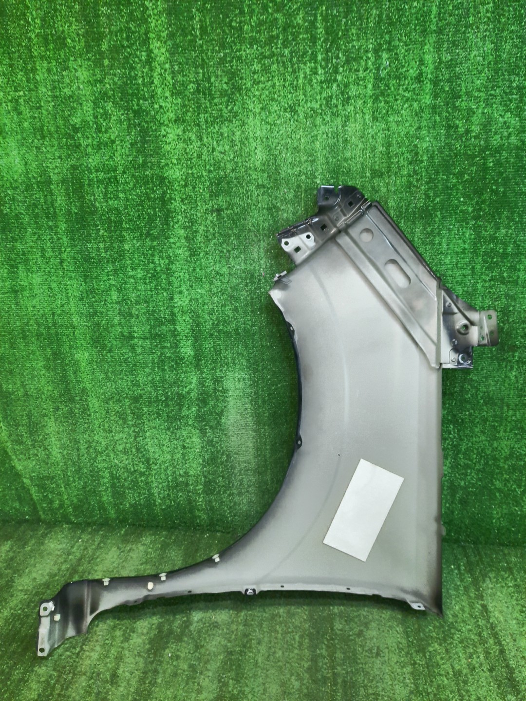 Крыло правое переднее NISSAN SERENA C27 9874 3 ракурс