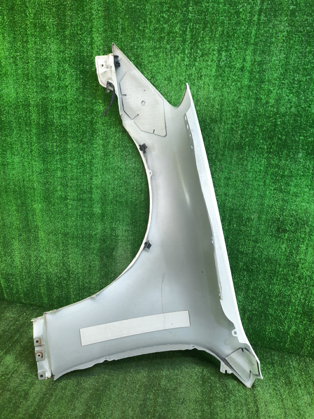 Крыло правое переднее NISSAN SKYLINE V35 9881 3 ракурс