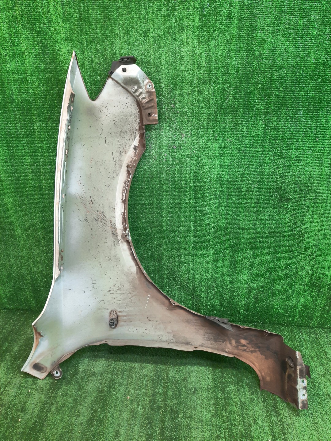 Крыло левое переднее MAZDA AXELA, MAZDA 3, 3 BK5P, BK3P, BKEP, BK SEDAN 3 ракурс