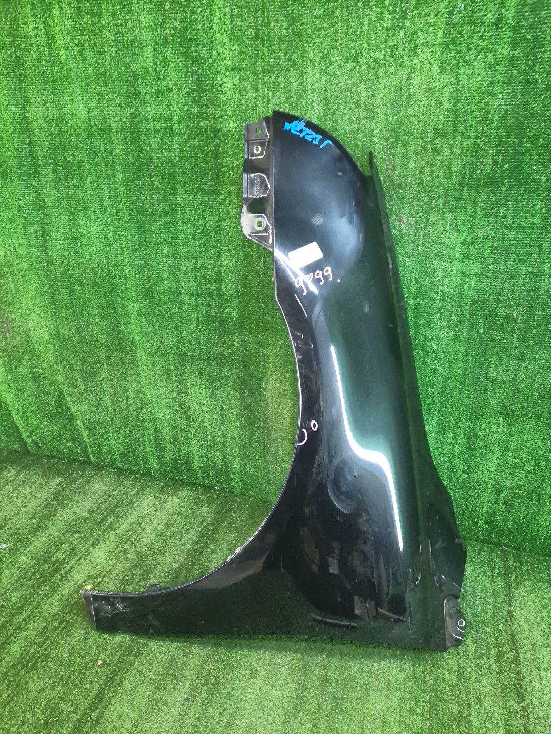 Крыло левое переднее TOYOTA AVENSIS ZZT251, AZT250, AZT255, AZT251 9899 1 ракурс