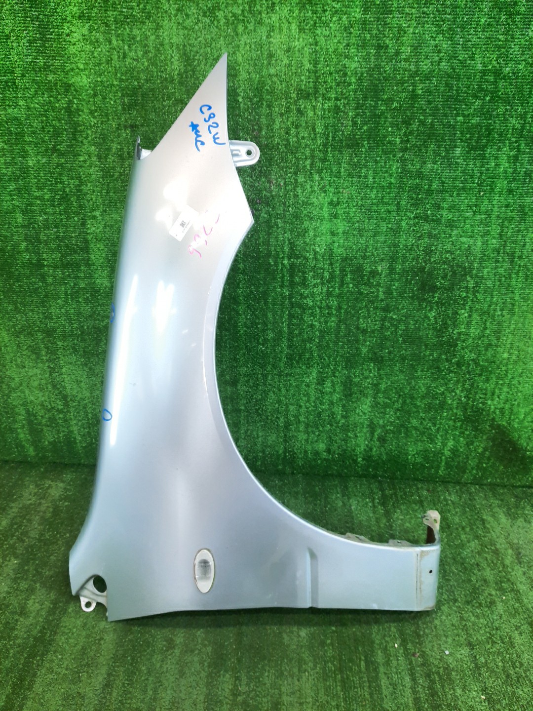 Крыло правое переднее MITSUBISHI LANCER CEDIA, LANCER CS2A, CS5W, CS5A, CS3W, CS9W, CS9A, CS1A, CS2W, CS2V, CS3A, CS6A 9923 1 ракурс