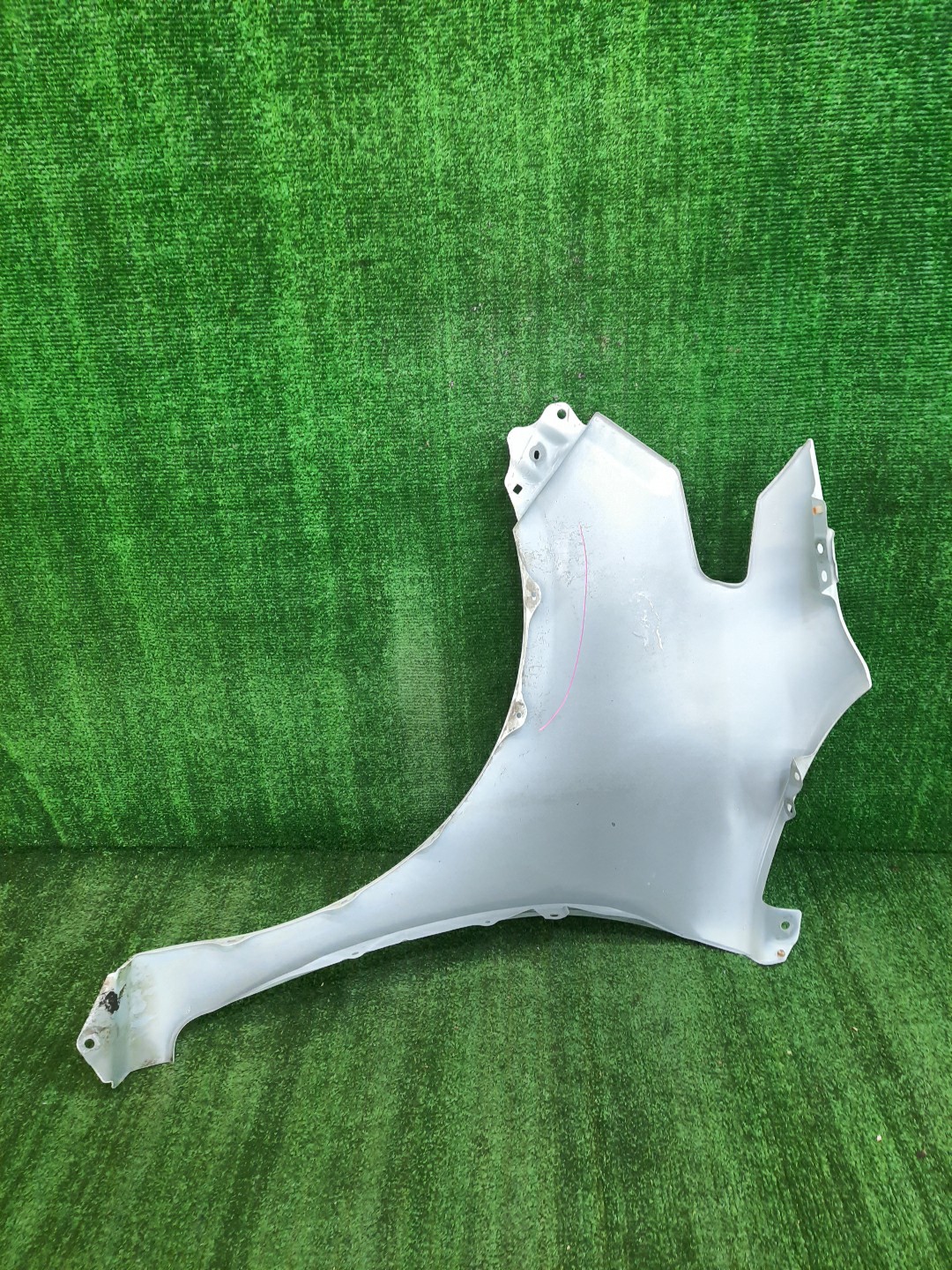 Крыло правое переднее TOYOTA SIENTA NSP172G, NSP170G, NCP175G, NHP170G 9937 4 ракурс