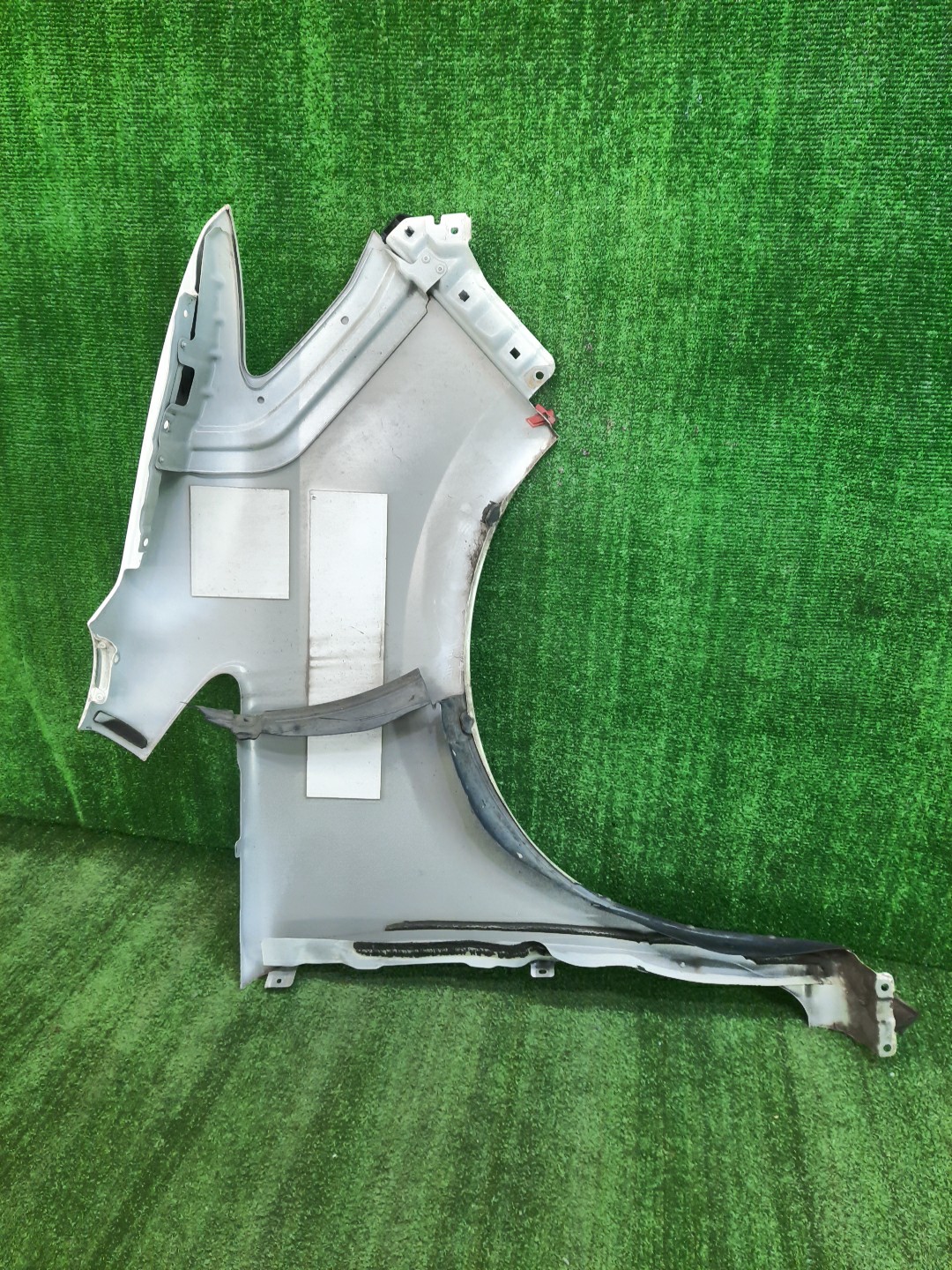 Крыло левое переднее NISSAN SERENA C26 9959 4 ракурс