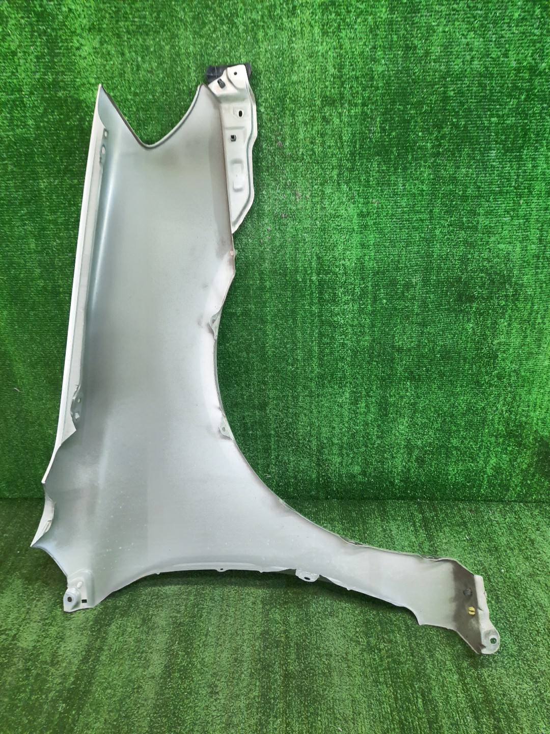 Крыло левое переднее TOYOTA COROLLA NZE121 9965 3 ракурс
