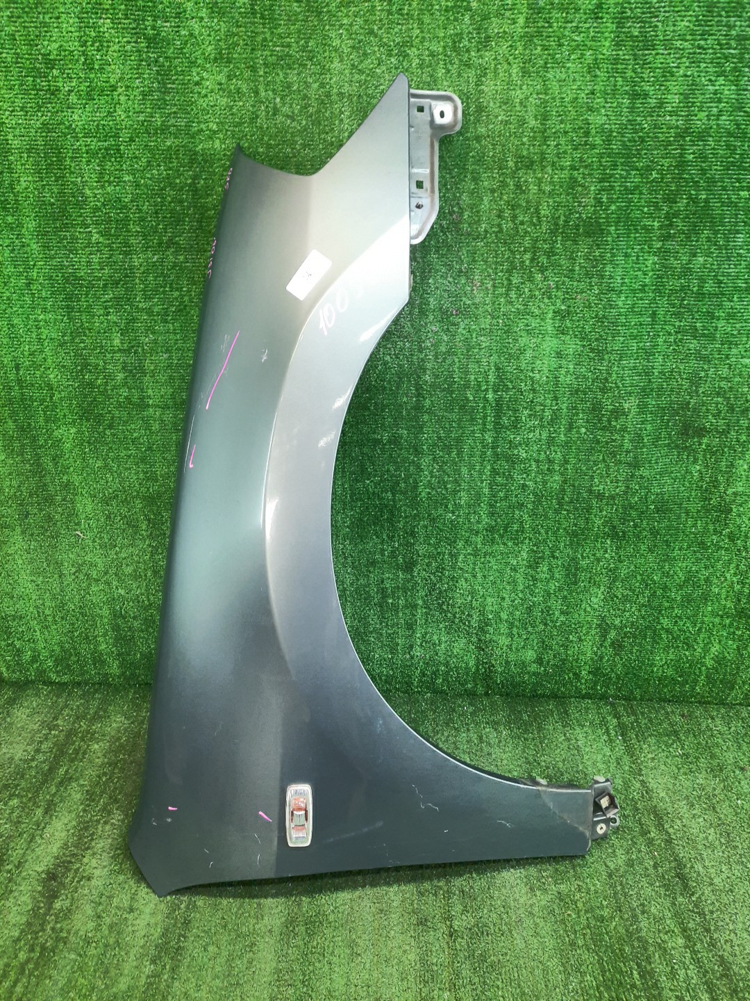 Крыло правое переднее NISSAN TEANA J31, PJ31, TNJ31 10055 1 ракурс