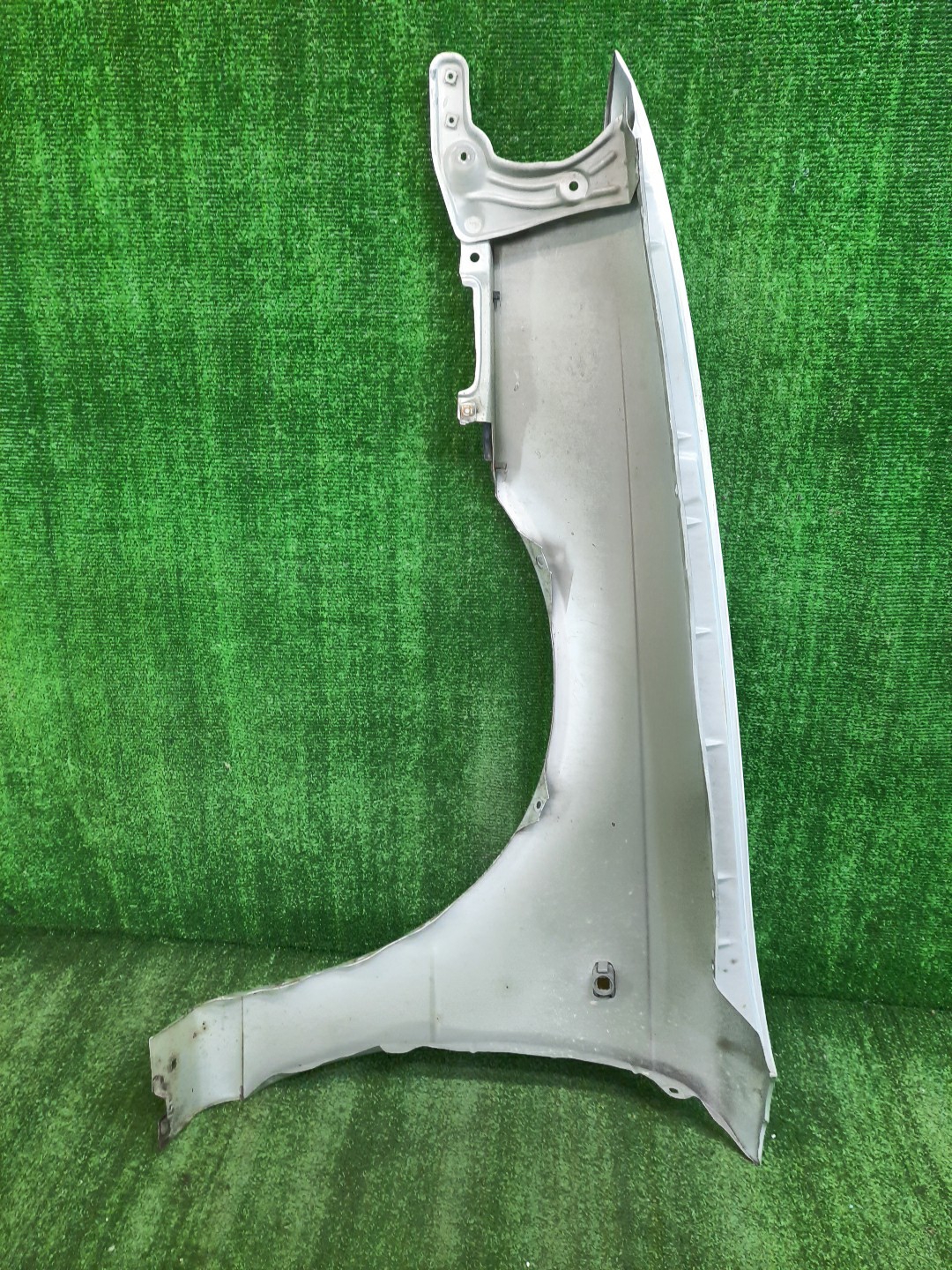 Крыло правое переднее TOYOTA VISTA SV40, SV41, CV40, SV42, SV43 10143 4 ракурс
