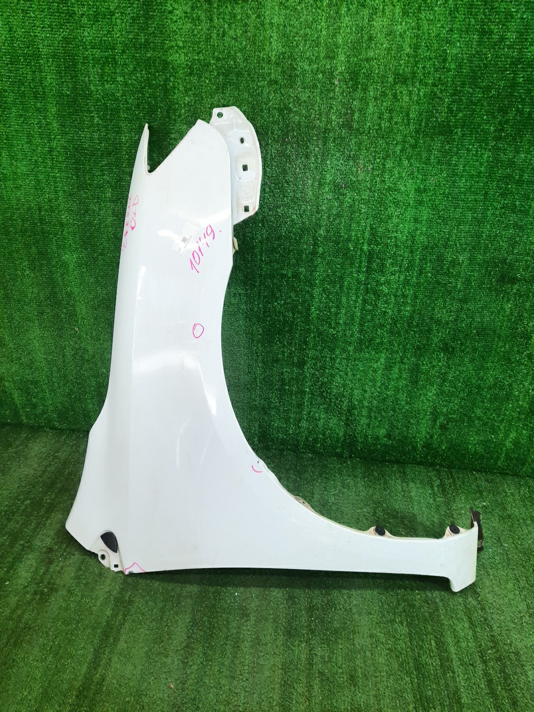 Крыло правое переднее TOYOTA COROLLA FIELDER, COROLLA  AXIO ZRE144G, ZRE142G, NZE144G, NZE141G, NZE141, NZE144, ZRE142, ZRE144 10149 1 ракурс
