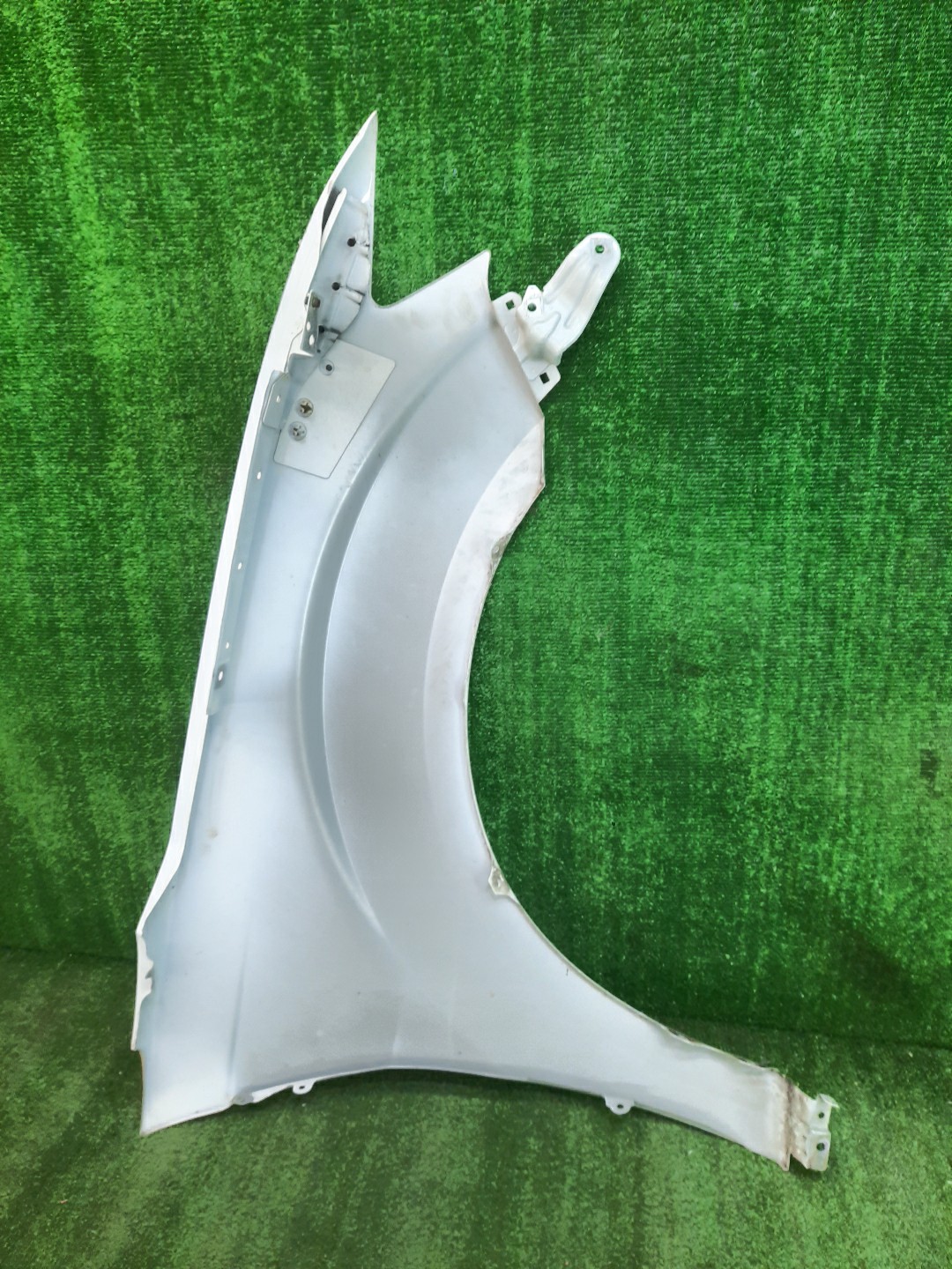 Крыло левое переднее MITSUBISHI OUTLANDER CW4W, CW6W, CW5W 10181 4 ракурс