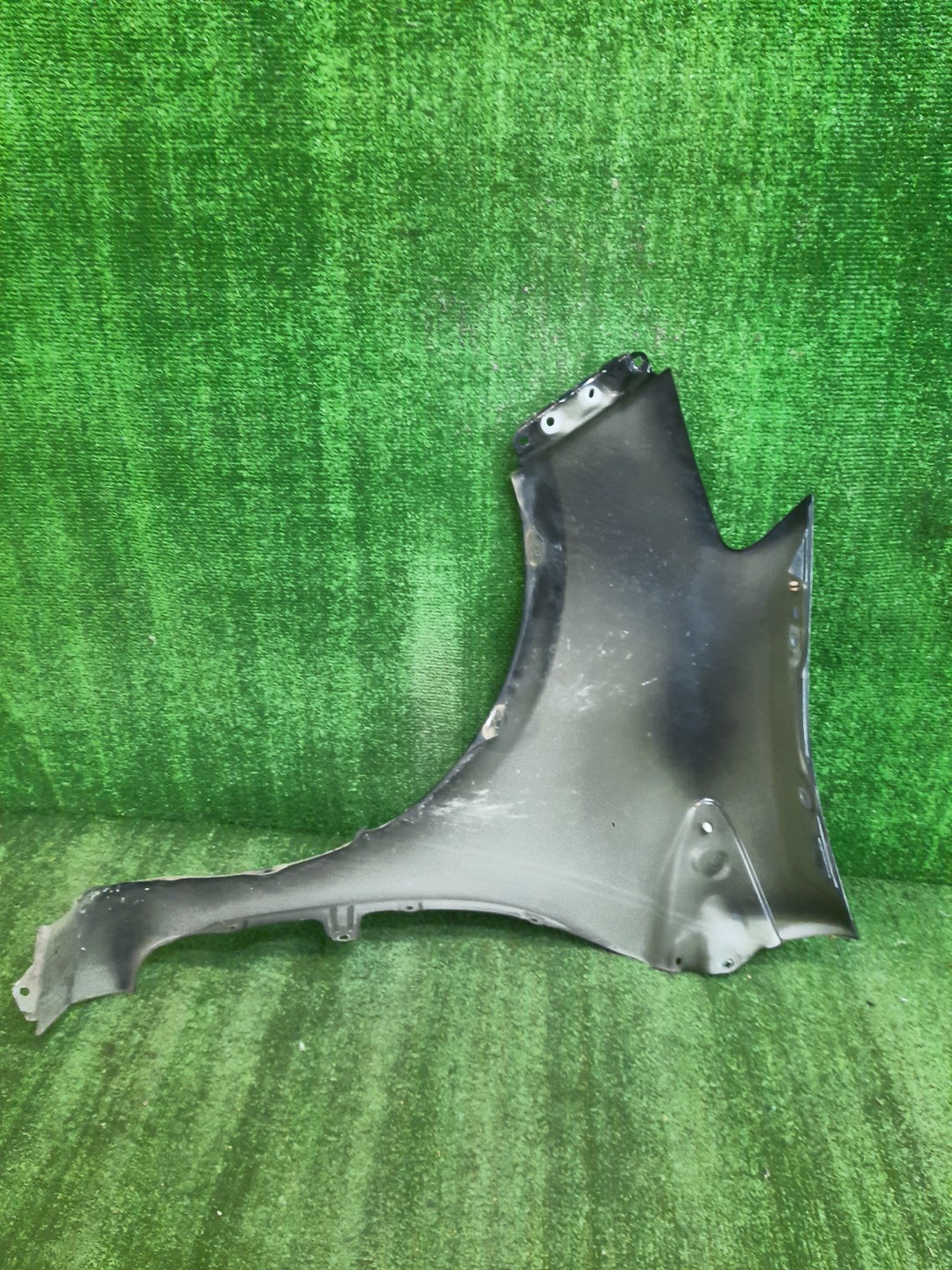 Крыло правое переднее TOYOTA VITZ, YARIS KSP130, NSP130, NSP135, NCP131 10240 4 ракурс