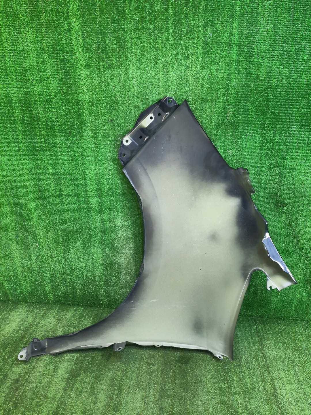 Крыло правое переднее TOYOTA NOAH, ESQUIRE ZWR80G, ZRR85W, ZRR80W, ZWR80W, ZRR80G, ZRR85G 10297 4 ракурс
