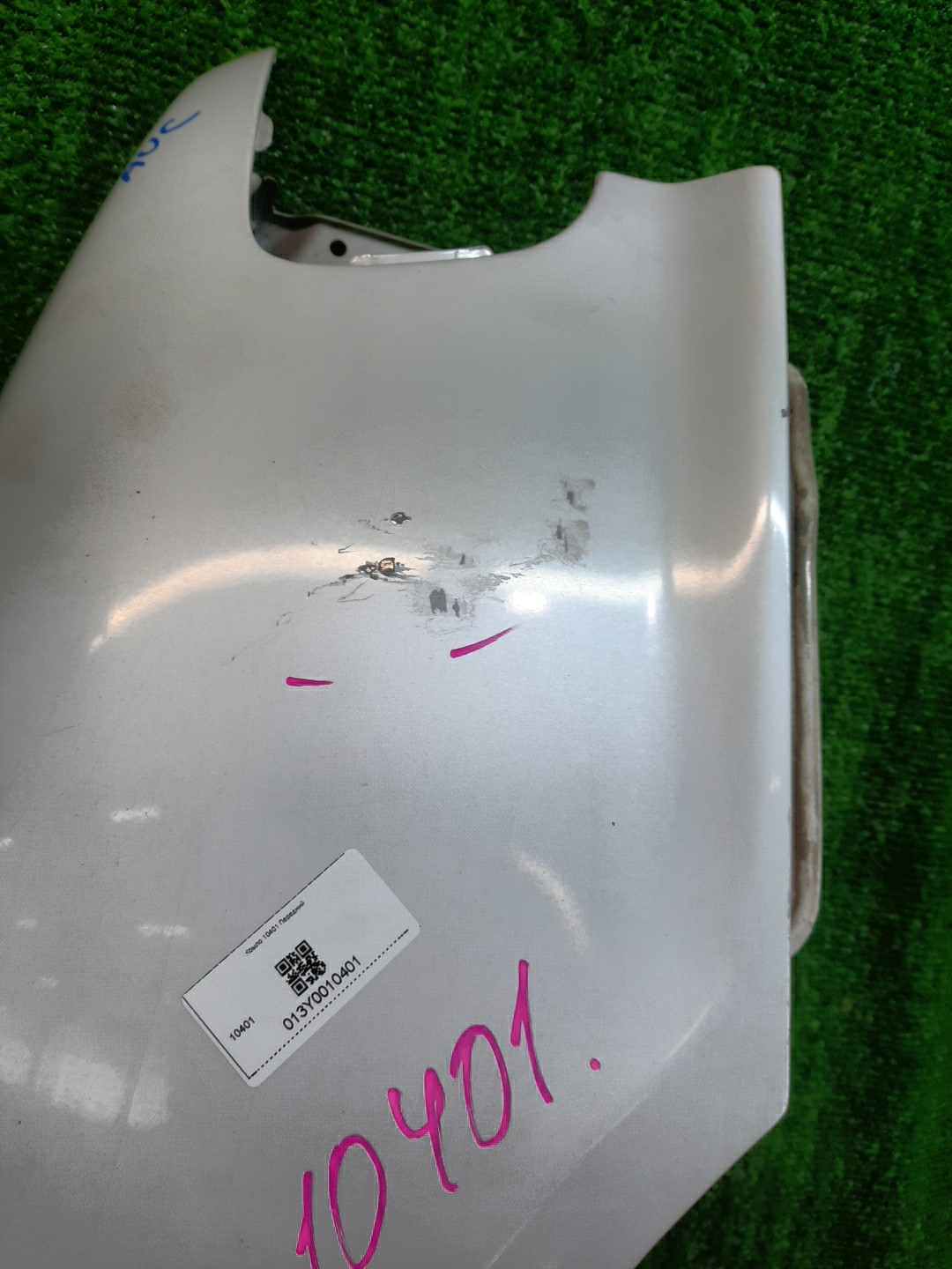 Крыло правое переднее NISSAN CEFIRO A32 10401 4 ракурс