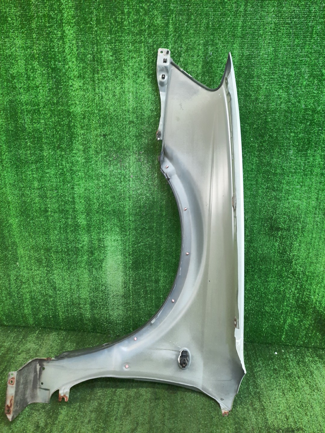 Крыло правое переднее SUBARU LEGACY LANCASTER BHE 10431 3 ракурс