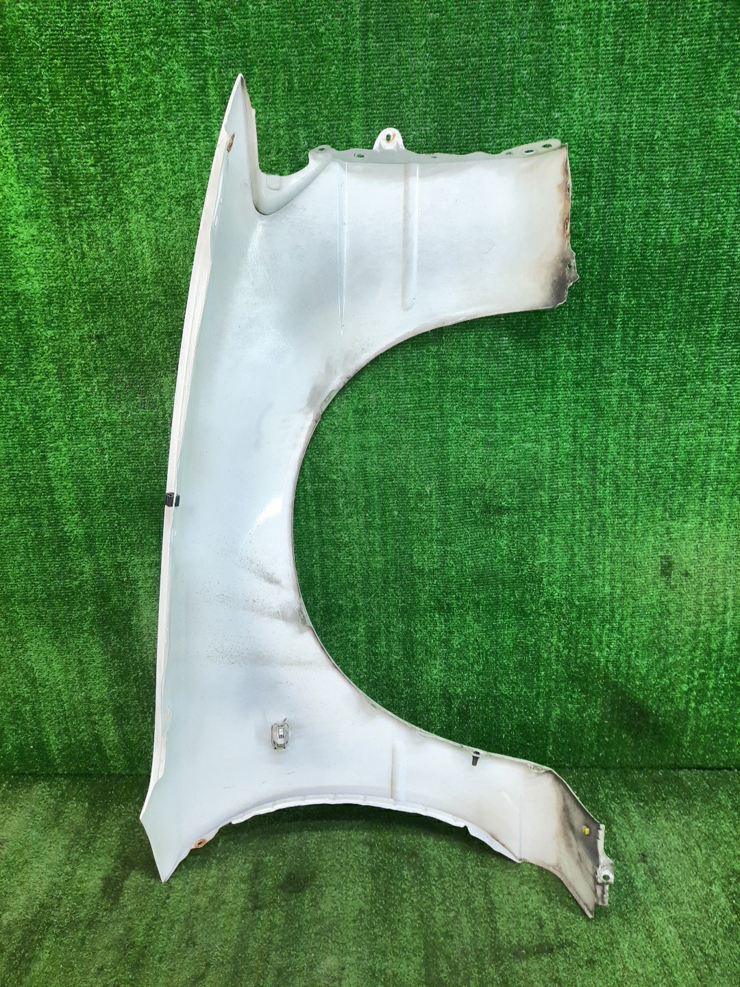 Крыло левое переднее TOYOTA COROLLA LEVIN, SPRINTER TRUENO AE111, AE110 10448 5 ракурс