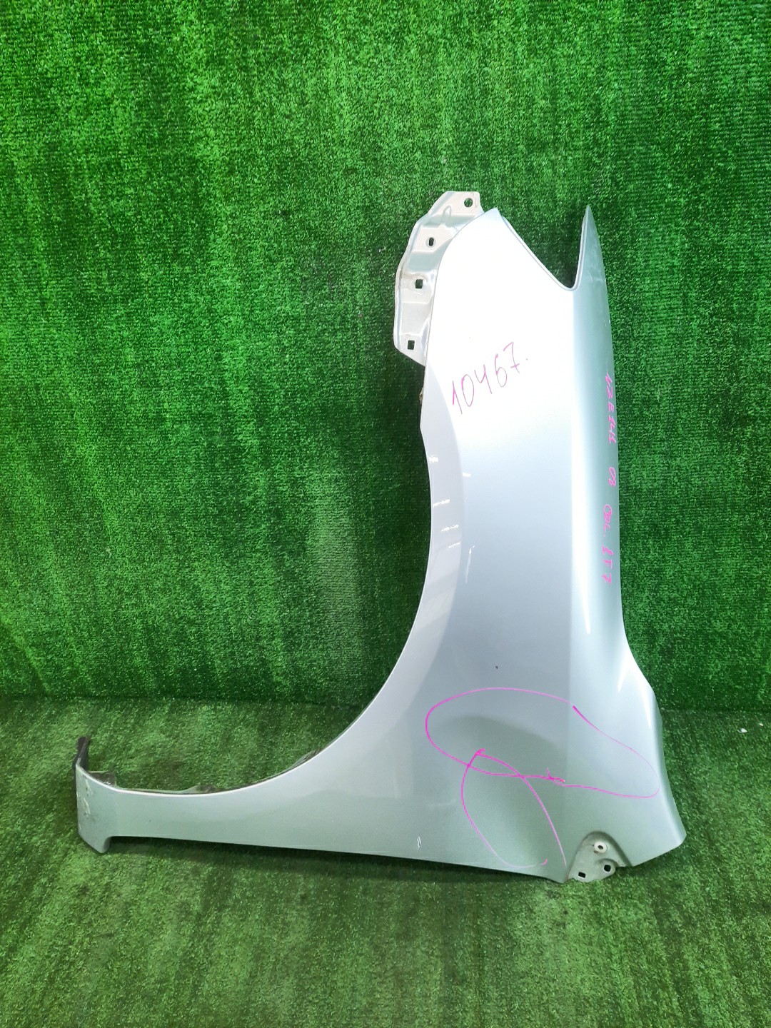 Крыло левое переднее TOYOTA COROLLA FIELDER, COROLLA  AXIO ZRE144G, ZRE142G, NZE144G, NZE141G, NZE141, NZE144, ZRE142, ZRE144 10467 1 ракурс