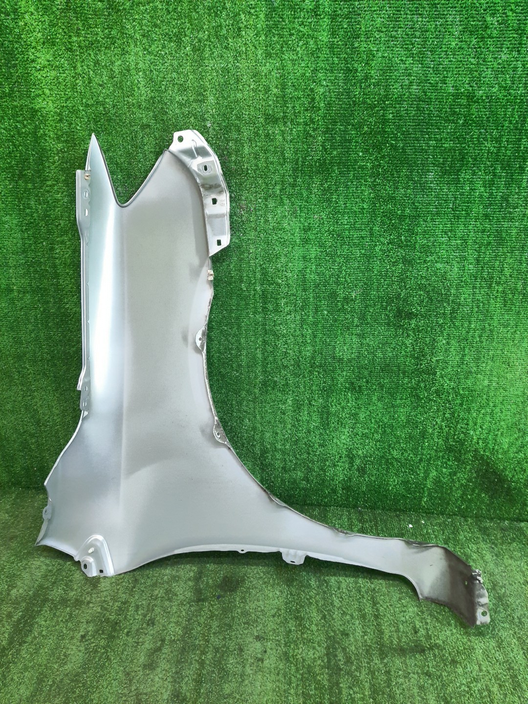 Крыло левое переднее TOYOTA COROLLA FIELDER, COROLLA  AXIO ZRE144G, ZRE142G, NZE144G, NZE141G, NZE141, NZE144, ZRE142, ZRE144 10467 3 ракурс