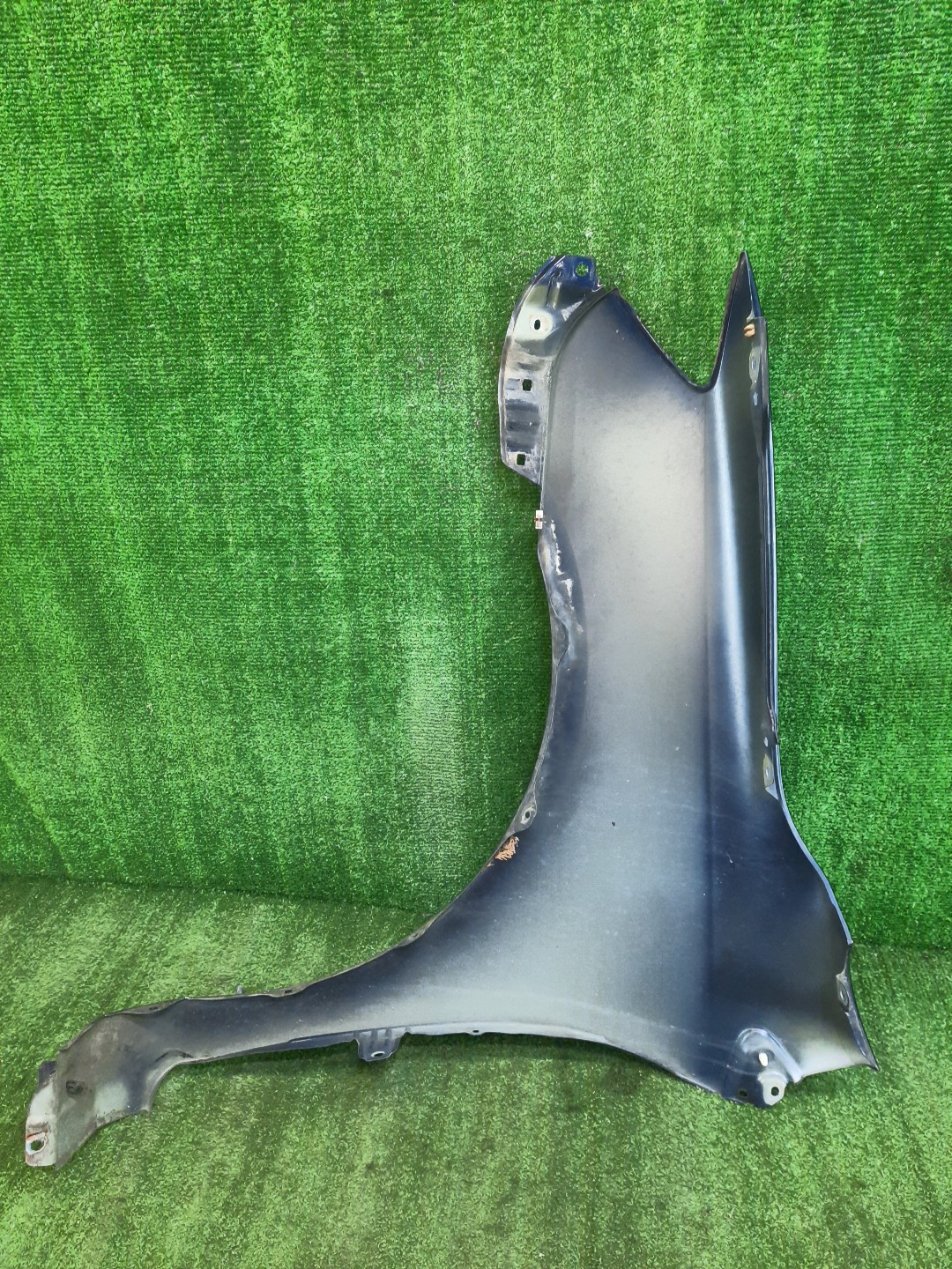 Крыло правое переднее TOYOTA COROLLA FIELDER, COROLLA  AXIO ZRE144G, ZRE142G, NZE144G, NZE141G, NZE141, NZE144, ZRE142, ZRE144 10561 3 ракурс