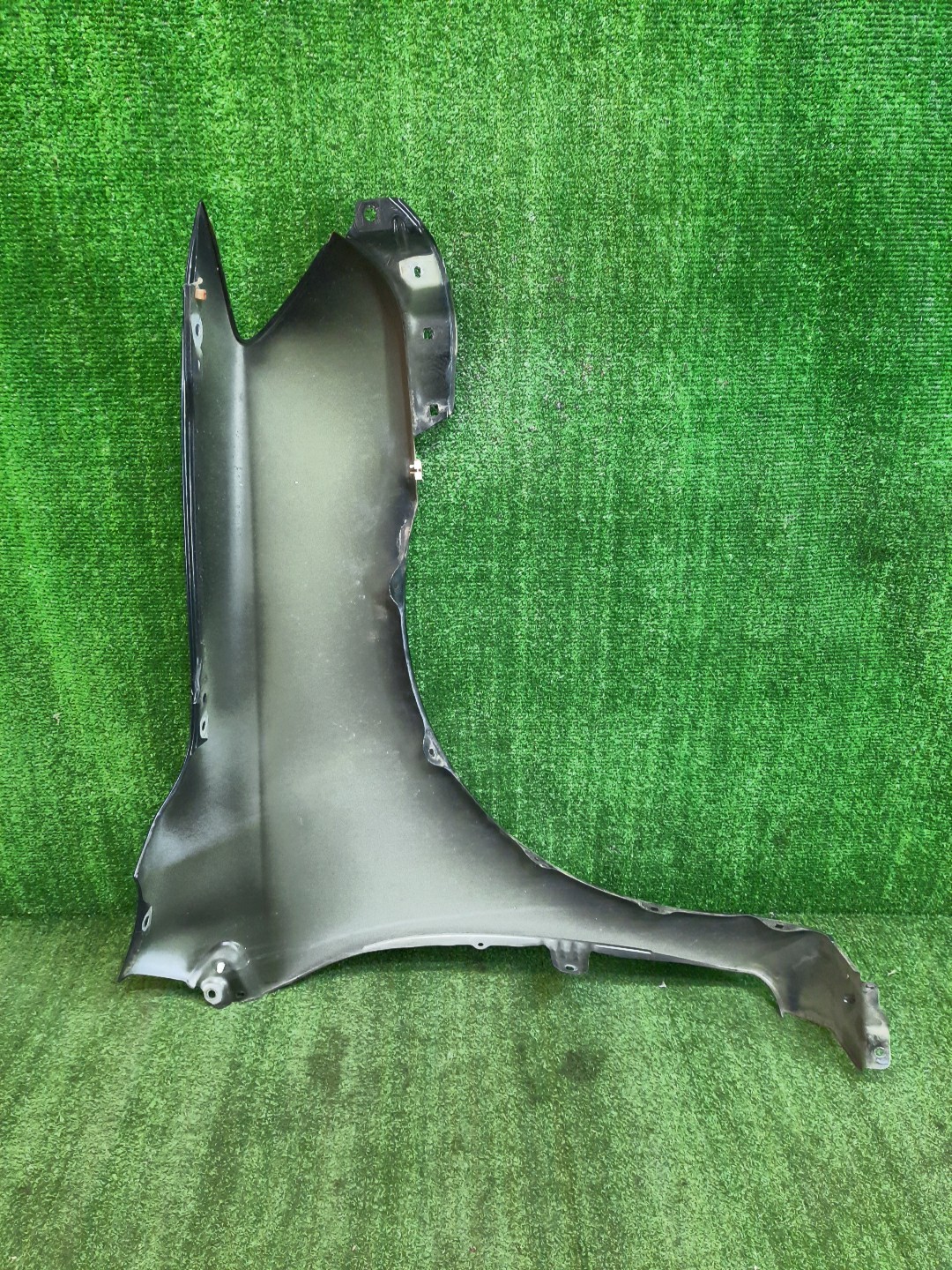 Крыло левое переднее TOYOTA COROLLA FIELDER, COROLLA  AXIO ZRE144G, ZRE142G, NZE144G, NZE141G, NZE141, NZE144, ZRE142, ZRE144 10706 3 ракурс