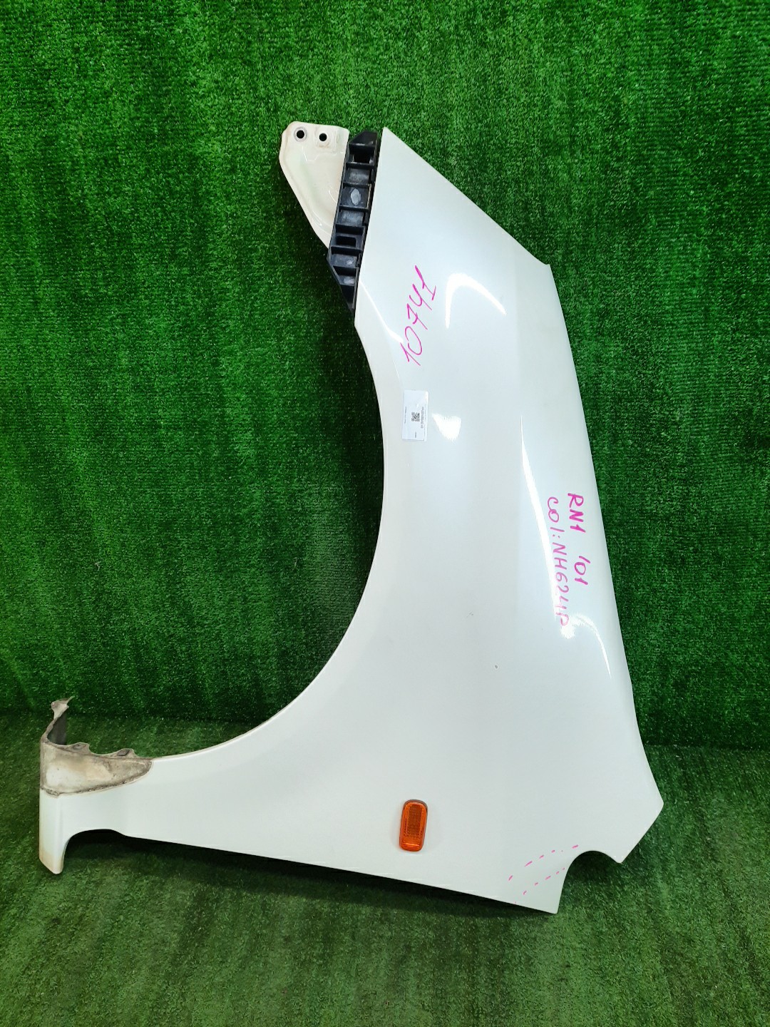 Крыло левое переднее HONDA STREAM RN2, RN1, RN3, RN4, RN5 10741 1 ракурс