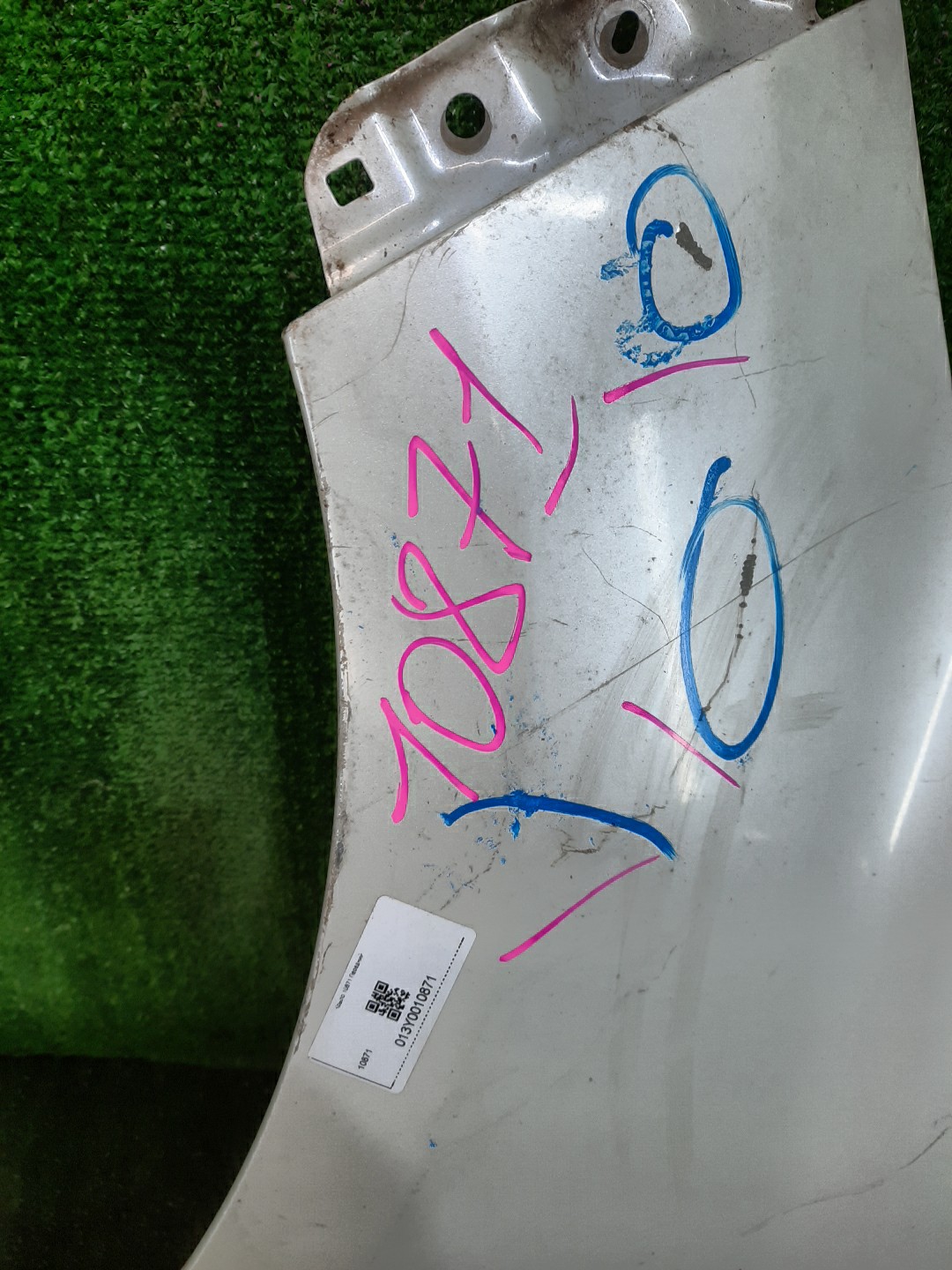 Крыло левое переднее TOYOTA VITZ, YARIS KSP130, NSP130, NSP135, NCP131 10871 2 ракурс