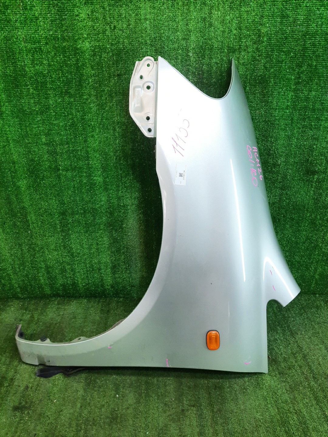 Крыло левое переднее TOYOTA IPSUM ACM21W, ACM26W 11135 1 ракурс
