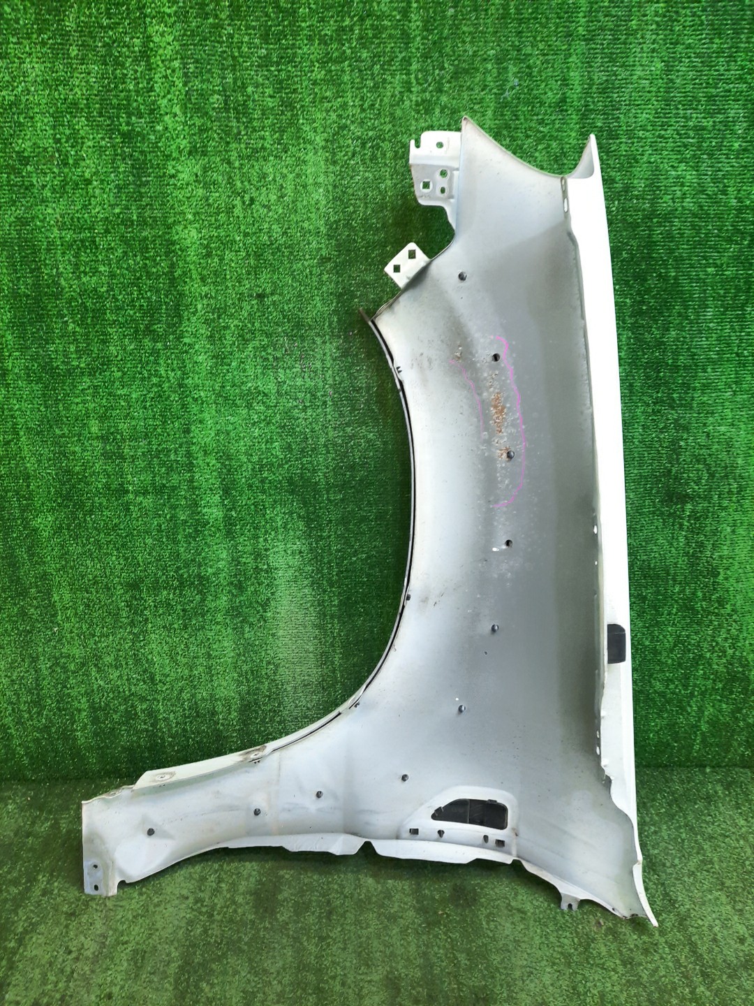 Крыло правое переднее FORD ESCAPE LFAAJ, LFAL3 11168 2 ракурс