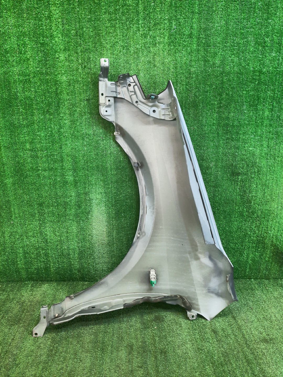 Крыло правое переднее NISSAN PRIMERA P12, QP12, TNP12, TP12, HP12, RP12, WTNP12, WHP12, WRP12 11237 4 ракурс