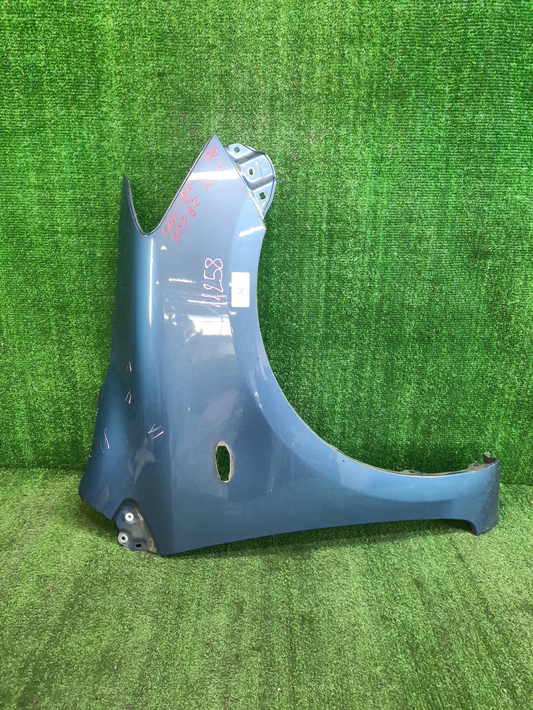 Крыло правое переднее TOYOTA BELTA NCP96, KSP90, KSP92, SCP92 11258 1 ракурс