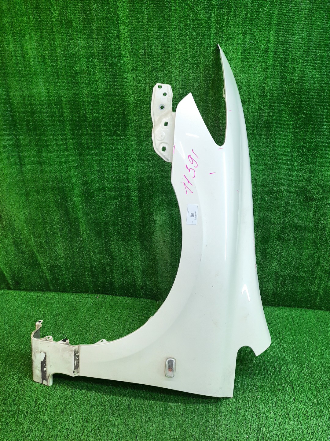 Крыло левое переднее HONDA CIVIC FD2, FD1, FD3 11391 1 ракурс Крыло левое переднее HONDA CIVIC FD2, FD1, FD3 11391 1 ракурс