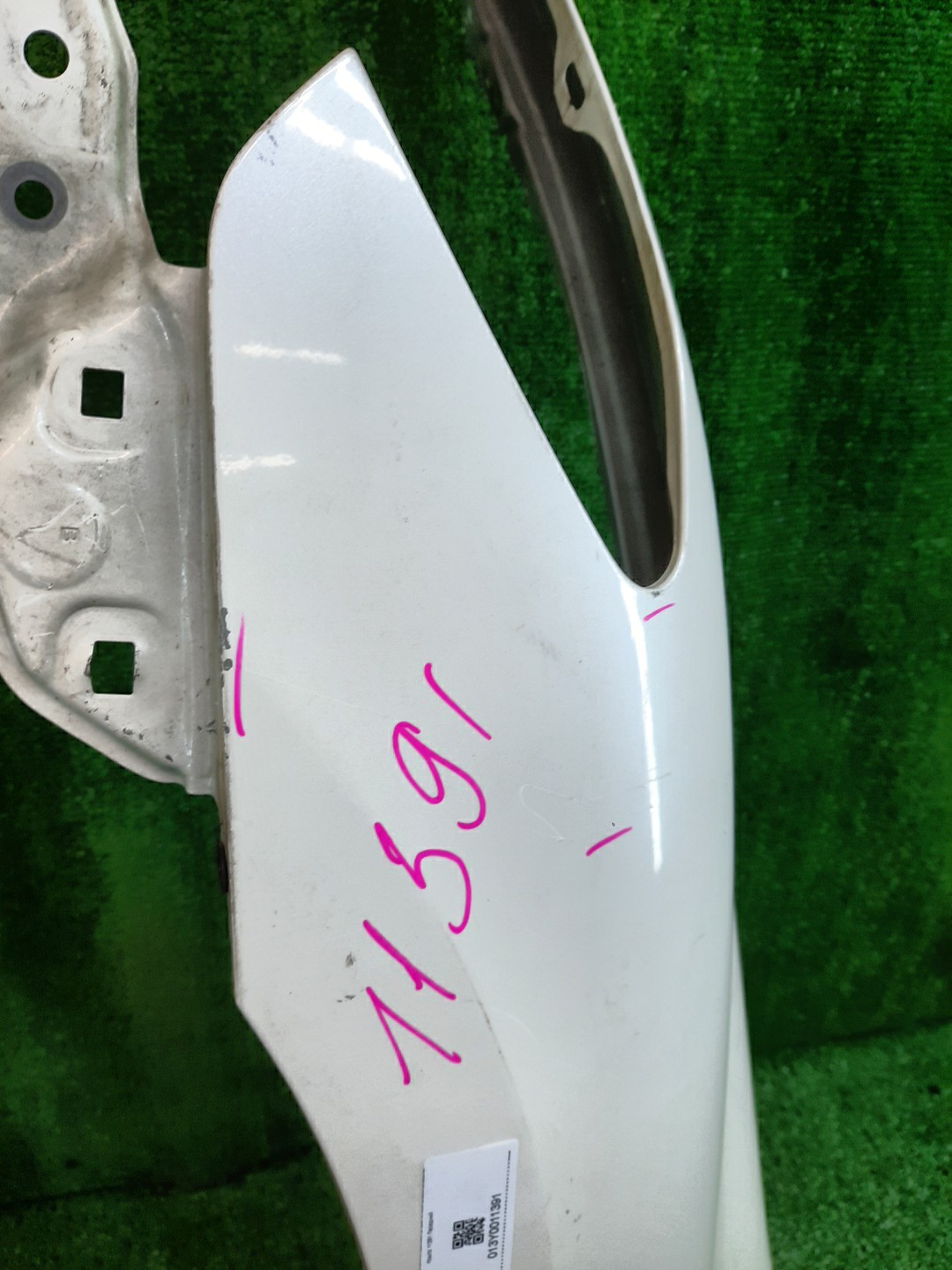 Крыло левое переднее HONDA CIVIC FD2, FD1, FD3 11391 3 ракурс Крыло левое переднее HONDA CIVIC FD2, FD1, FD3 11391 3 ракурс