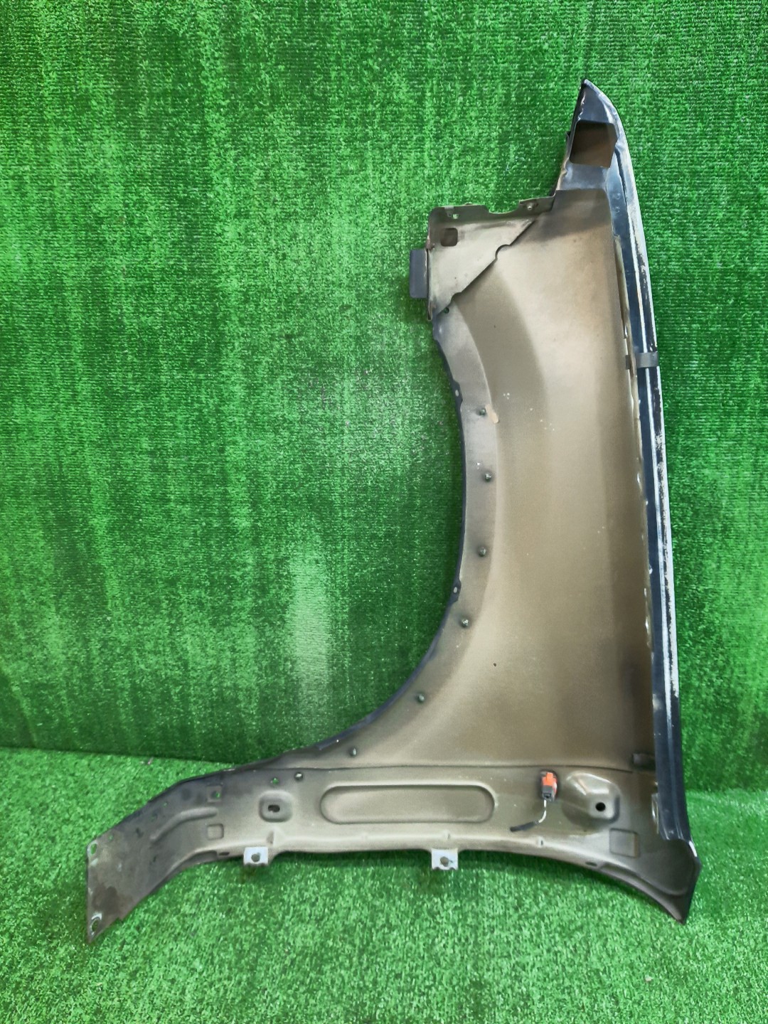 Крыло правое переднее FORD EXPLORER U152 11492 4 ракурс