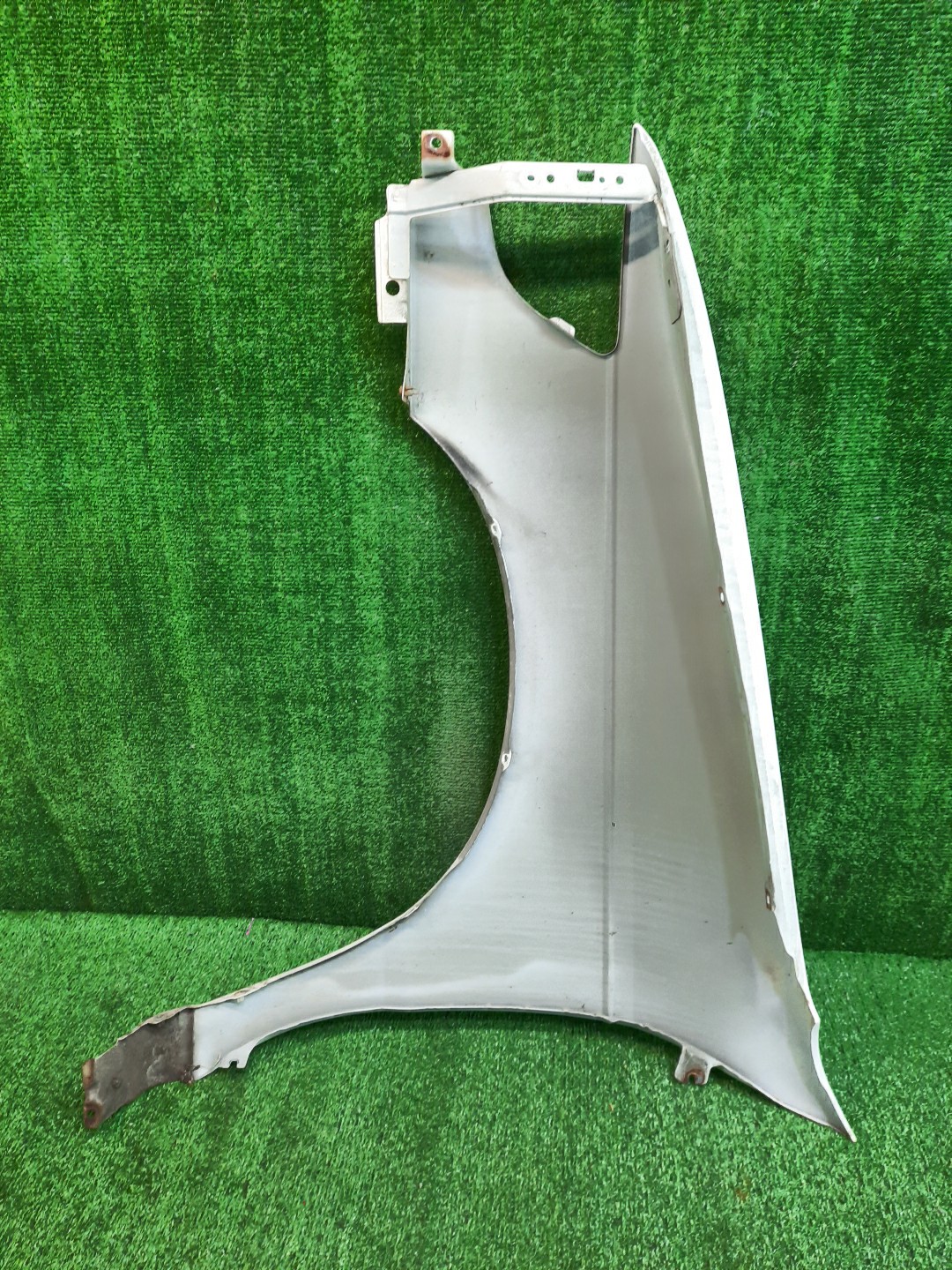 Крыло правое переднее NISSAN RNESSA N30, NN30, PNN30 11555 3 ракурс