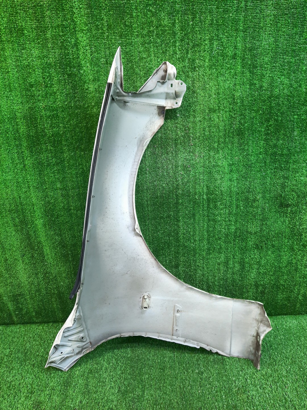 Крыло левое переднее TOYOTA ALTEZZA, IS200, IS300 GXE10, SXE10, JCE10, JCE15 11578 2 ракурс