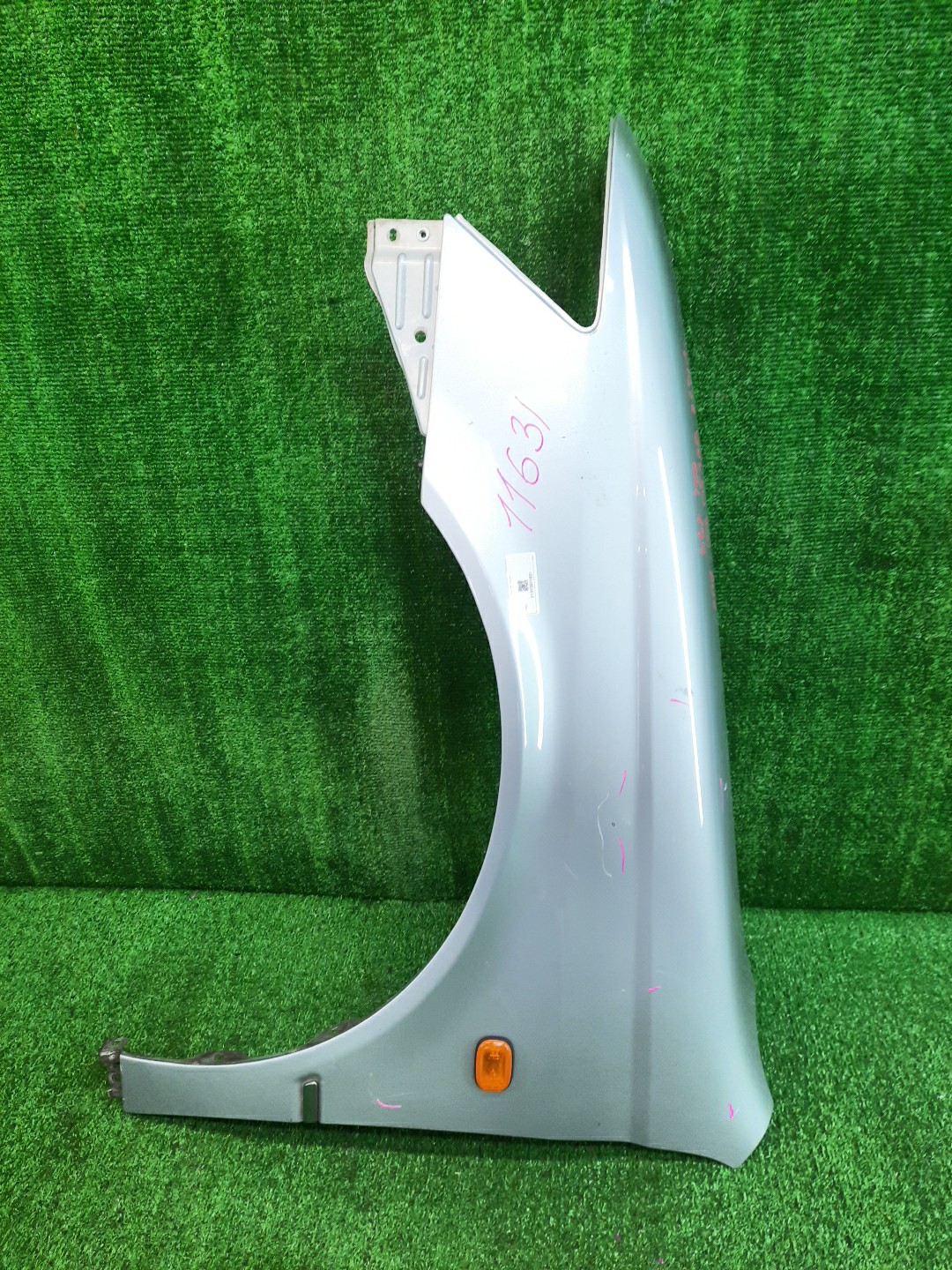 Крыло левое переднее TOYOTA VISTA, VISTA ARDEO ZZV50, AZV50, SV50, SV55, AZV55, ZZV50G, SV50G, SV55G, AZV50G, AZV55G 11631 1 ракурс