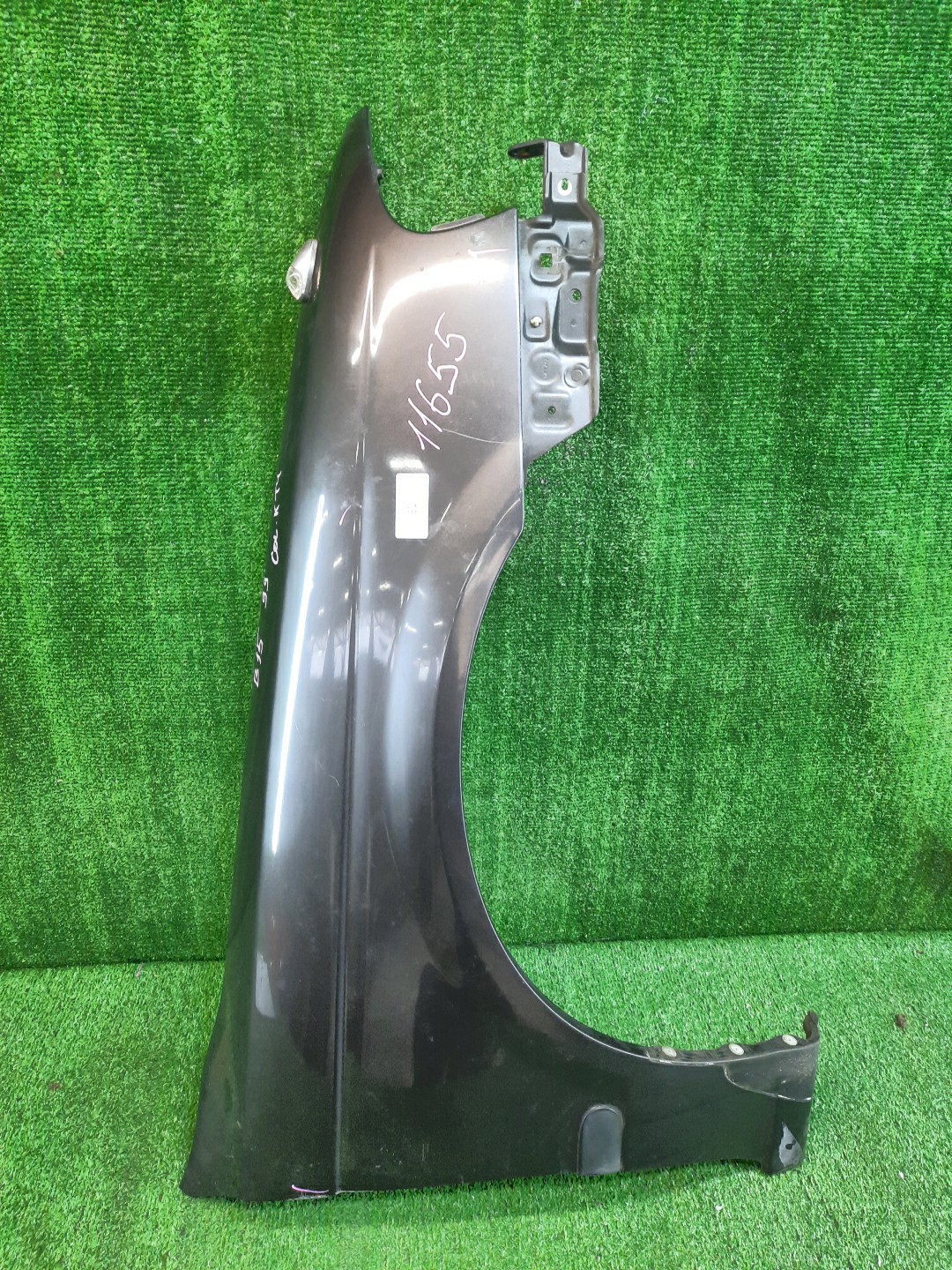 Крыло правое переднее NISSAN SUNNY B15, FB15, FNB15, QB15, SB15 11655 1 ракурс