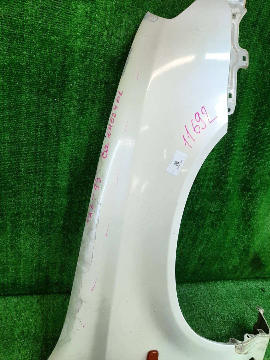 Крыло правое переднее HONDA AVANCIER TA1, TA3, TA2, TA4 11692 2 ракурс
