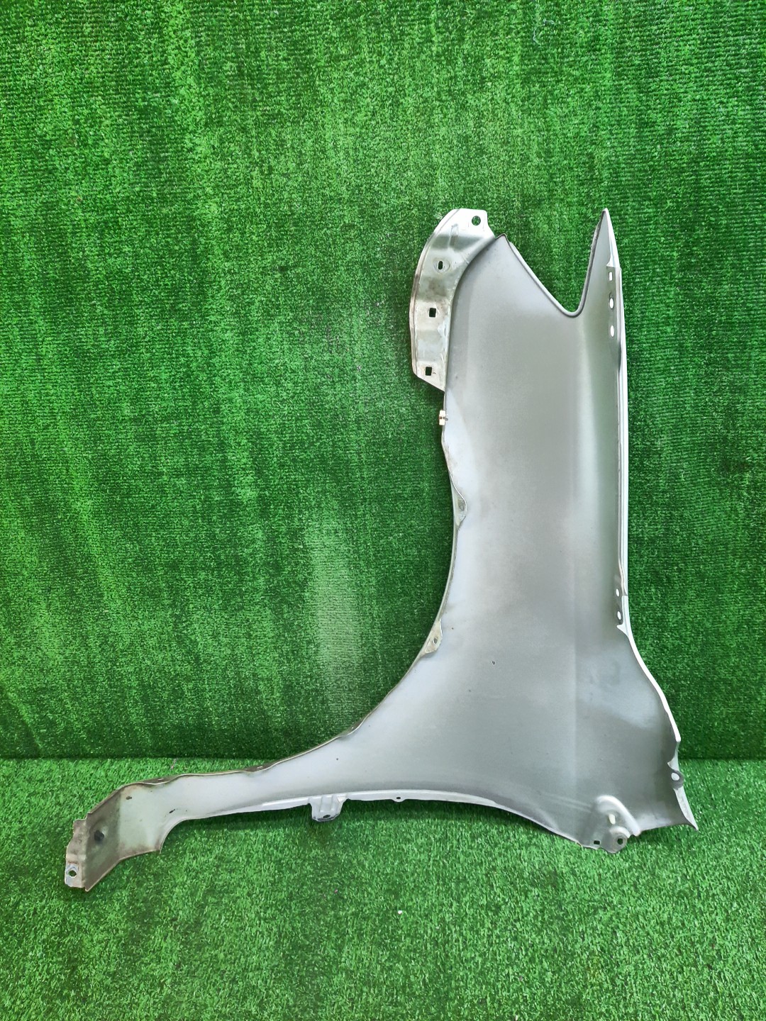 Крыло правое переднее TOYOTA COROLLA FIELDER, COROLLA  AXIO ZRE144G, ZRE142G, NZE144G, NZE141G, NZE141, NZE144, ZRE142, ZRE144 11698 3 ракурс