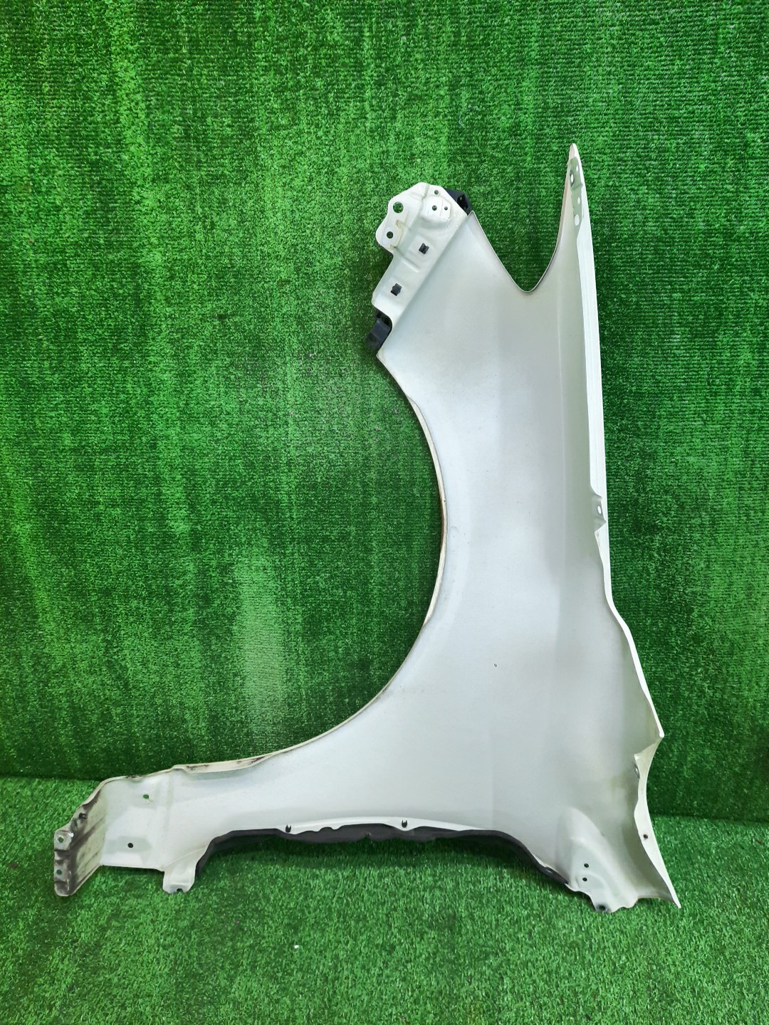 Крыло правое переднее SUBARU LEVORG VM4, VMG 11704 3 ракурс