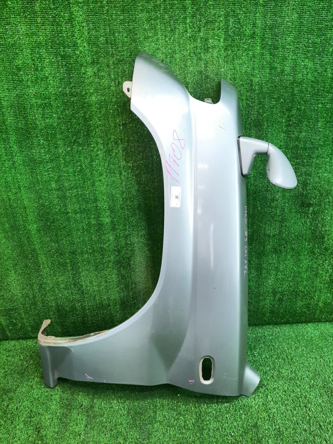 Крыло левое переднее MITSUBISHI PAJERO IO H76W, H66W, H67W, H77W 11708 1 ракурс