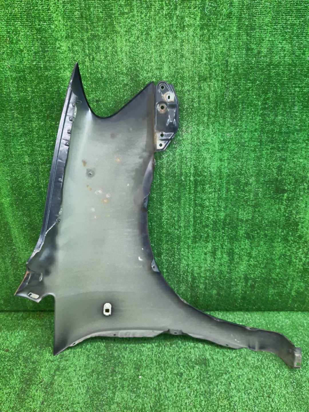 Крыло левое переднее TOYOTA IPSUM ACM21W, ACM26W 11718 4 ракурс