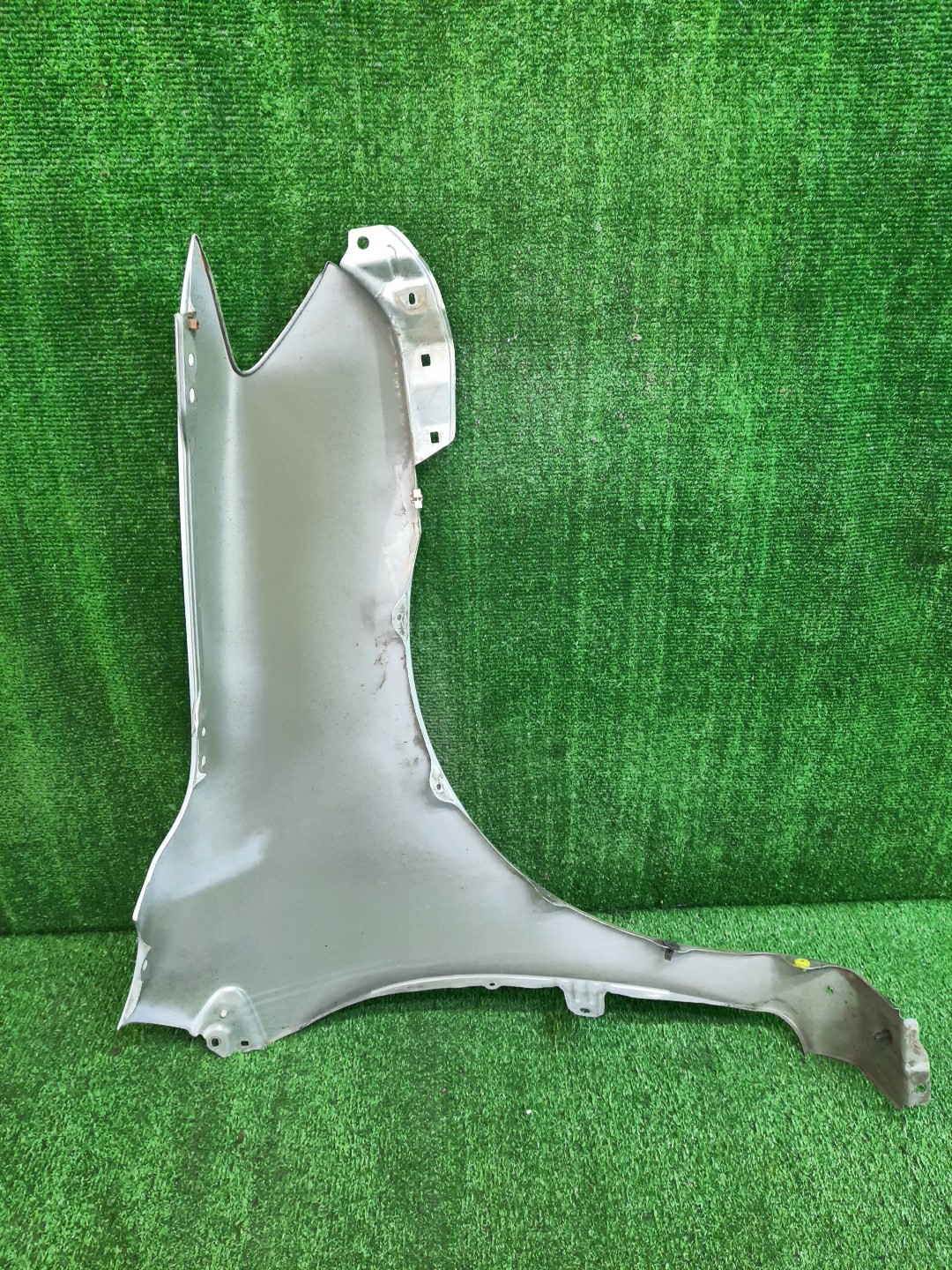 Крыло левое переднее TOYOTA COROLLA FIELDER, COROLLA  AXIO ZRE144G, ZRE142G, NZE144G, NZE141G, NZE141, NZE144, ZRE142, ZRE144 11727 4 ракурс