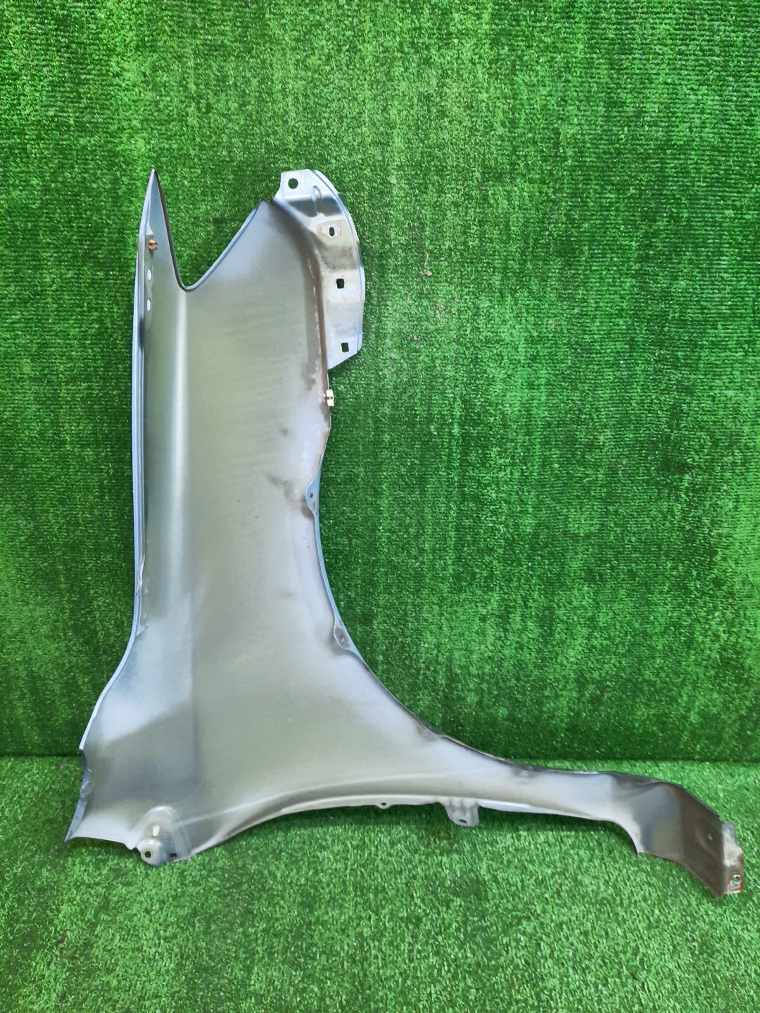 Крыло левое переднее TOYOTA COROLLA FIELDER, COROLLA  AXIO ZRE144G, ZRE142G, NZE144G, NZE141G, NZE141, NZE144, ZRE142, ZRE144 11737 3 ракурс