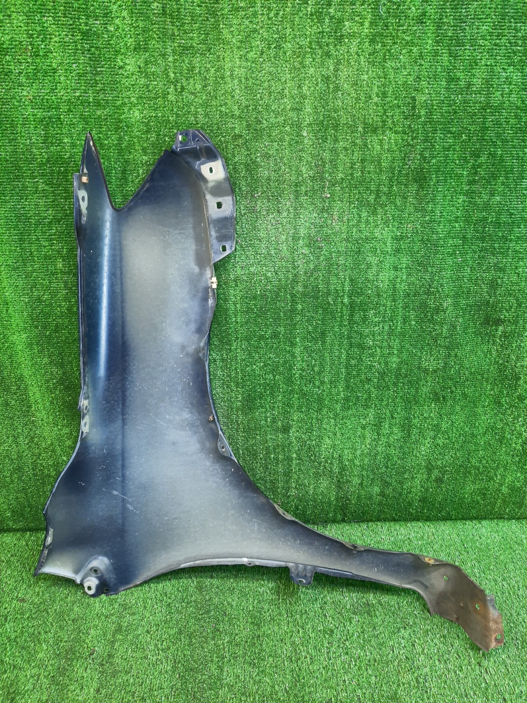 Крыло левое переднее TOYOTA COROLLA FIELDER, COROLLA  AXIO ZRE144G, ZRE142G, NZE144G, NZE141G, NZE141, NZE144, ZRE142, ZRE144 11739 3 ракурс