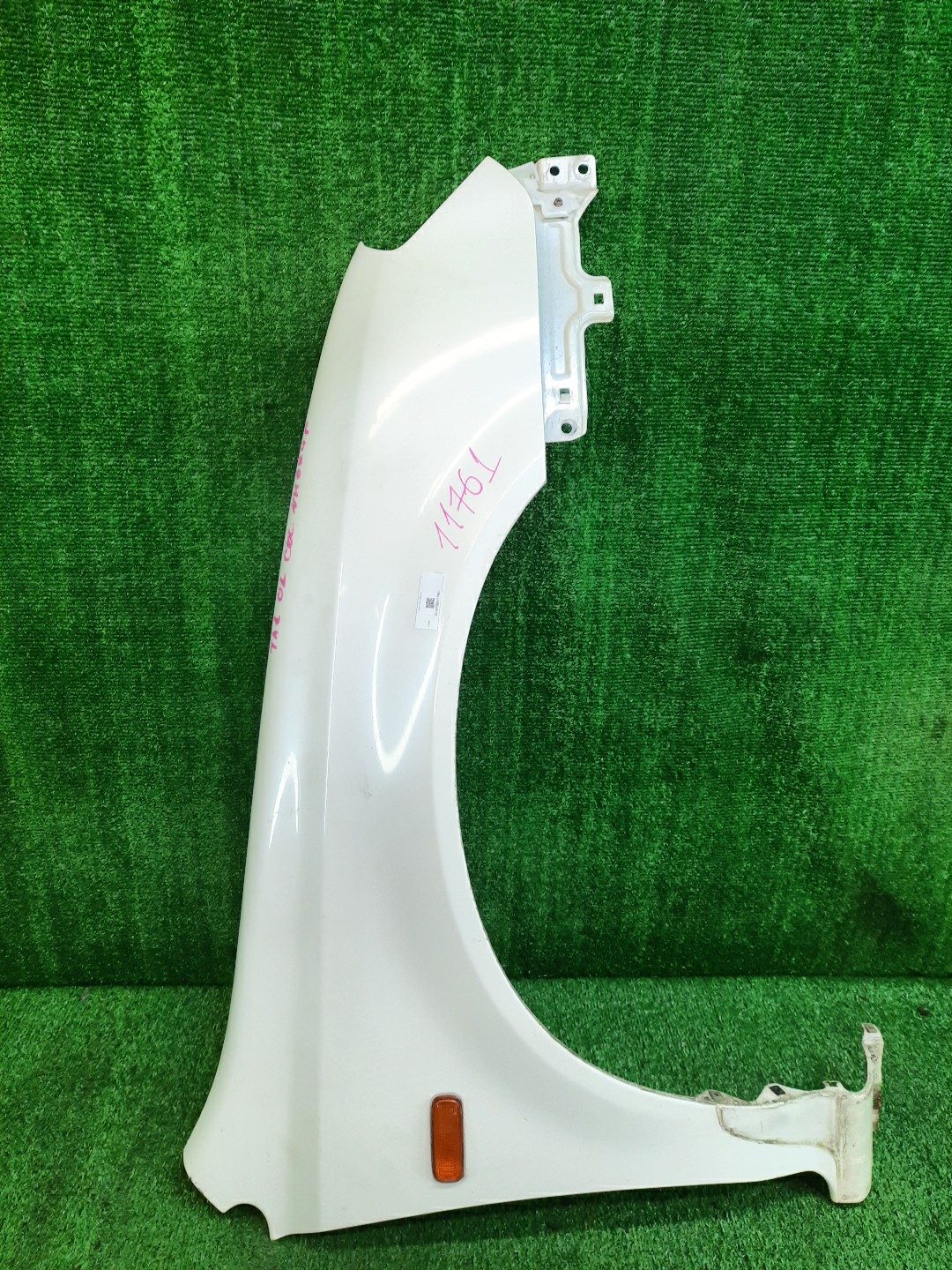 Крыло правое переднее HONDA AVANCIER TA1, TA3, TA2, TA4 11761 1 ракурс