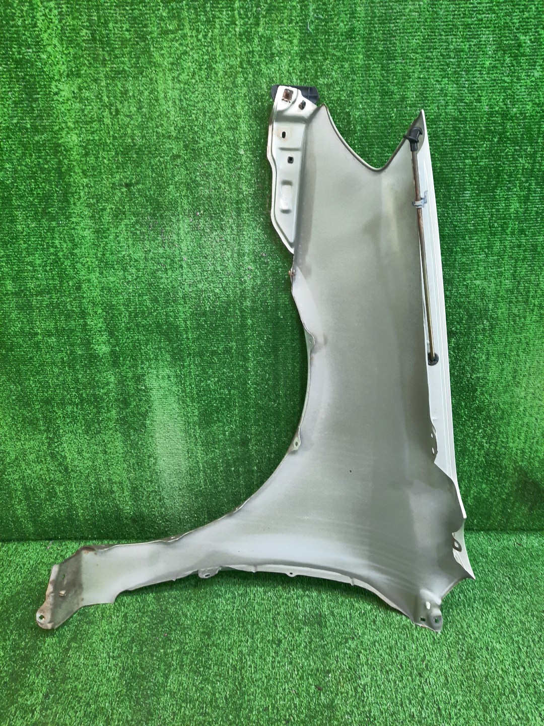 Крыло правое переднее TOYOTA COROLLA NZE121 11764 4 ракурс