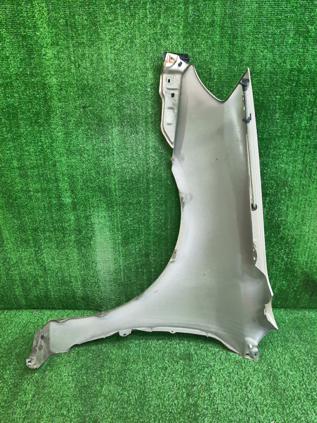 Крыло правое переднее TOYOTA COROLLA NZE121 11780 2 ракурс